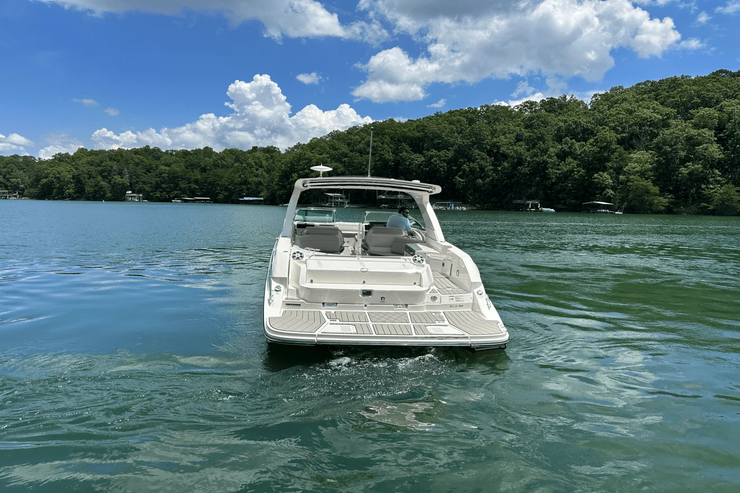 2026 Sea Ray SLX 350 Image Thumbnail #19