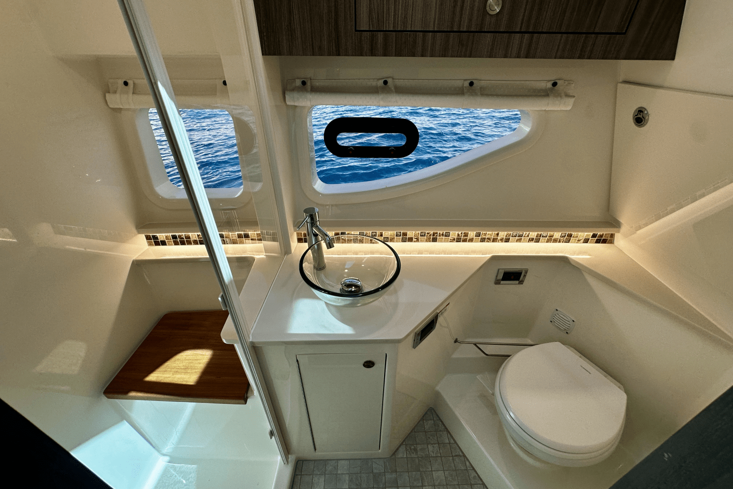 2025 Sea Ray Sundancer 370 Outboard Image Thumbnail #42