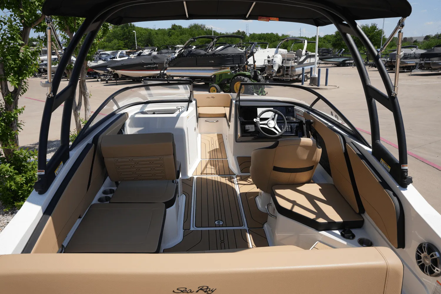 2025 Sea Ray SPX 210 Image Thumbnail #7