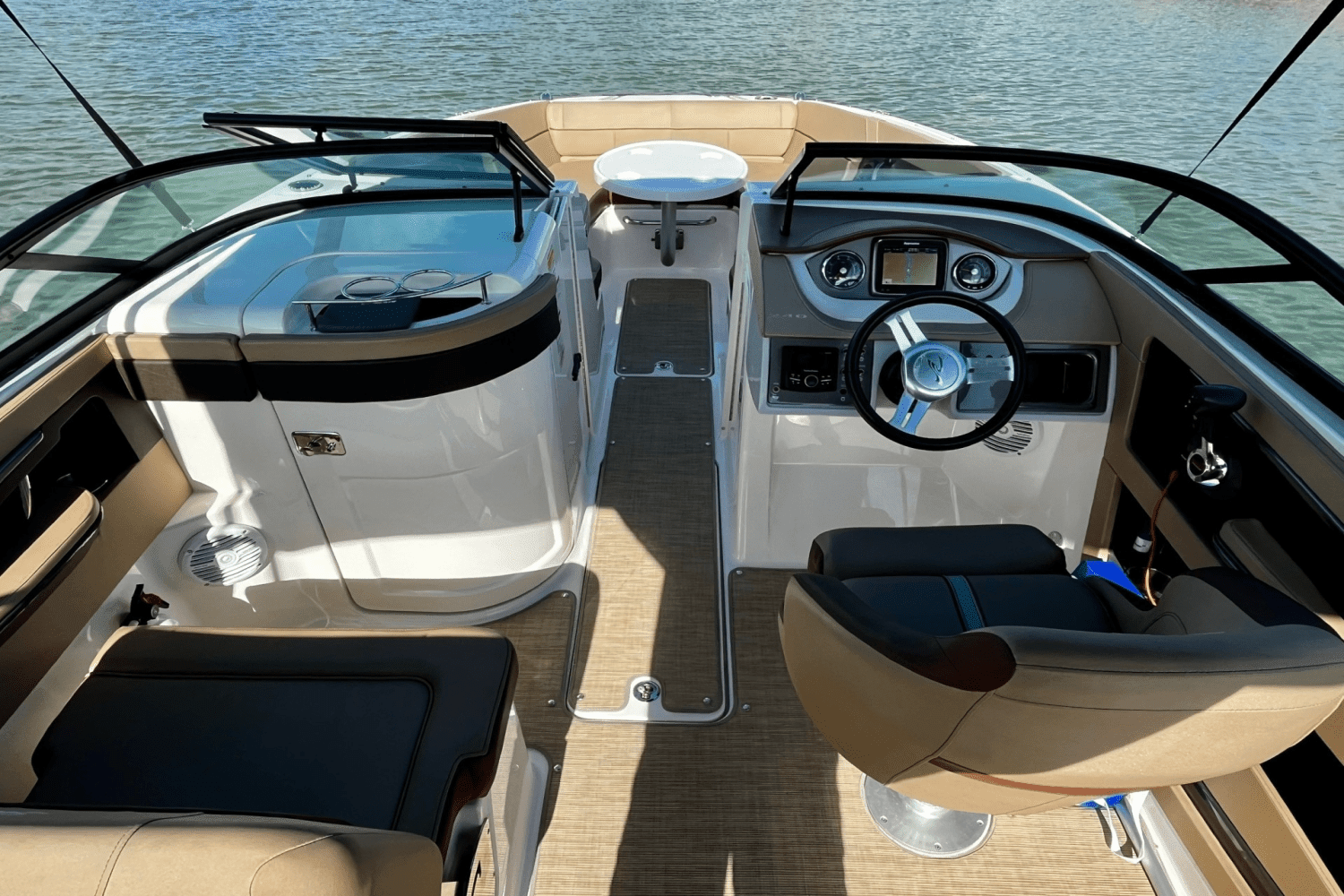 2016 Sea Ray 240 SUNDECK OUTBOARD Image Thumbnail #11