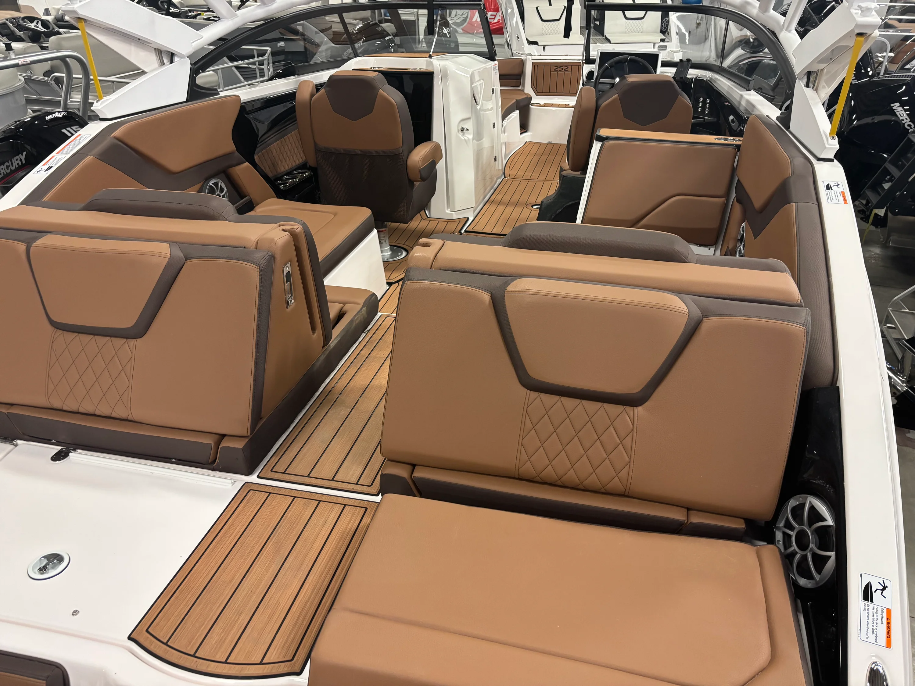 2025 Yamaha 252S Image Thumbnail #2