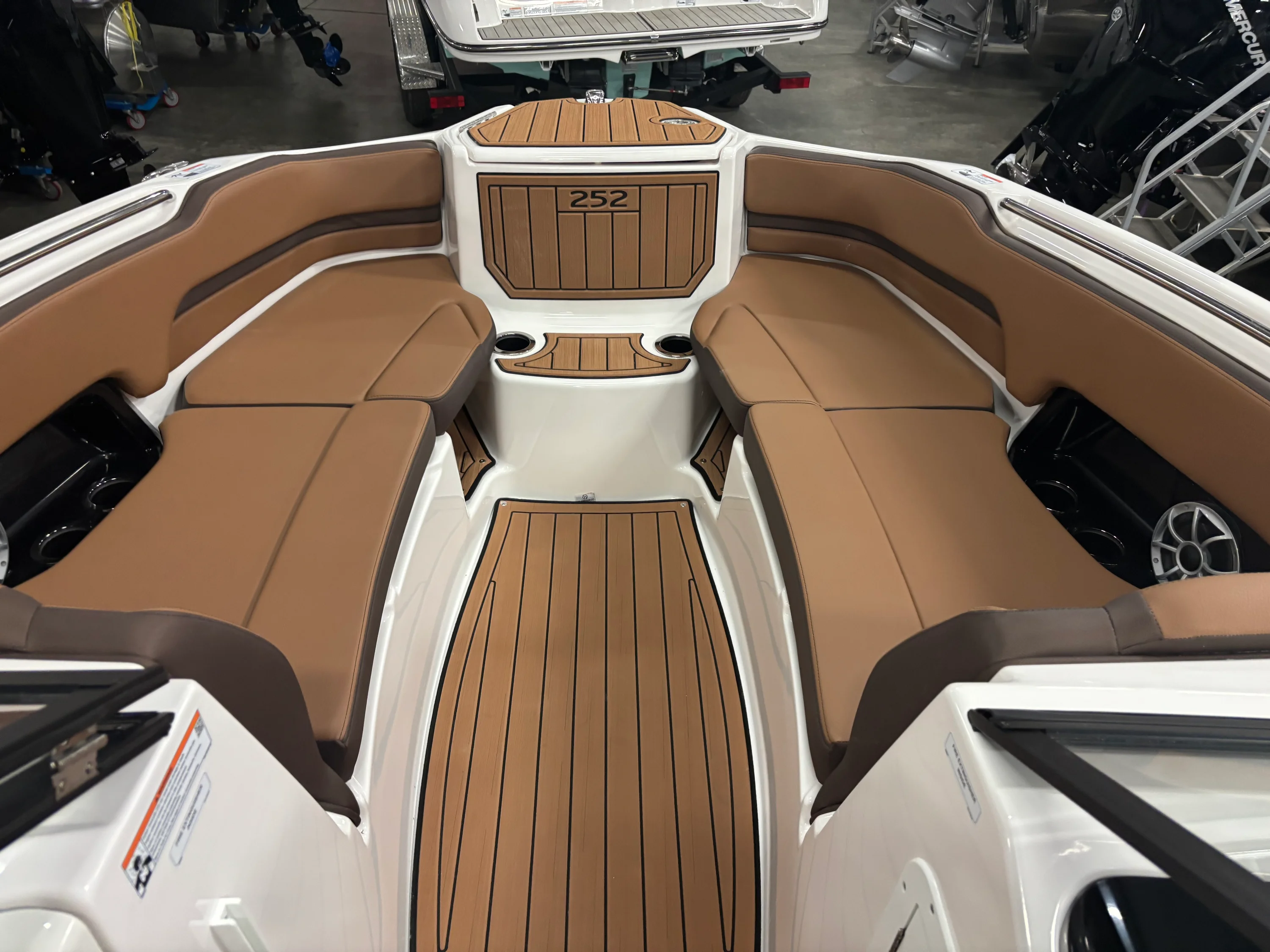 2025 Yamaha 252S Image Thumbnail #4