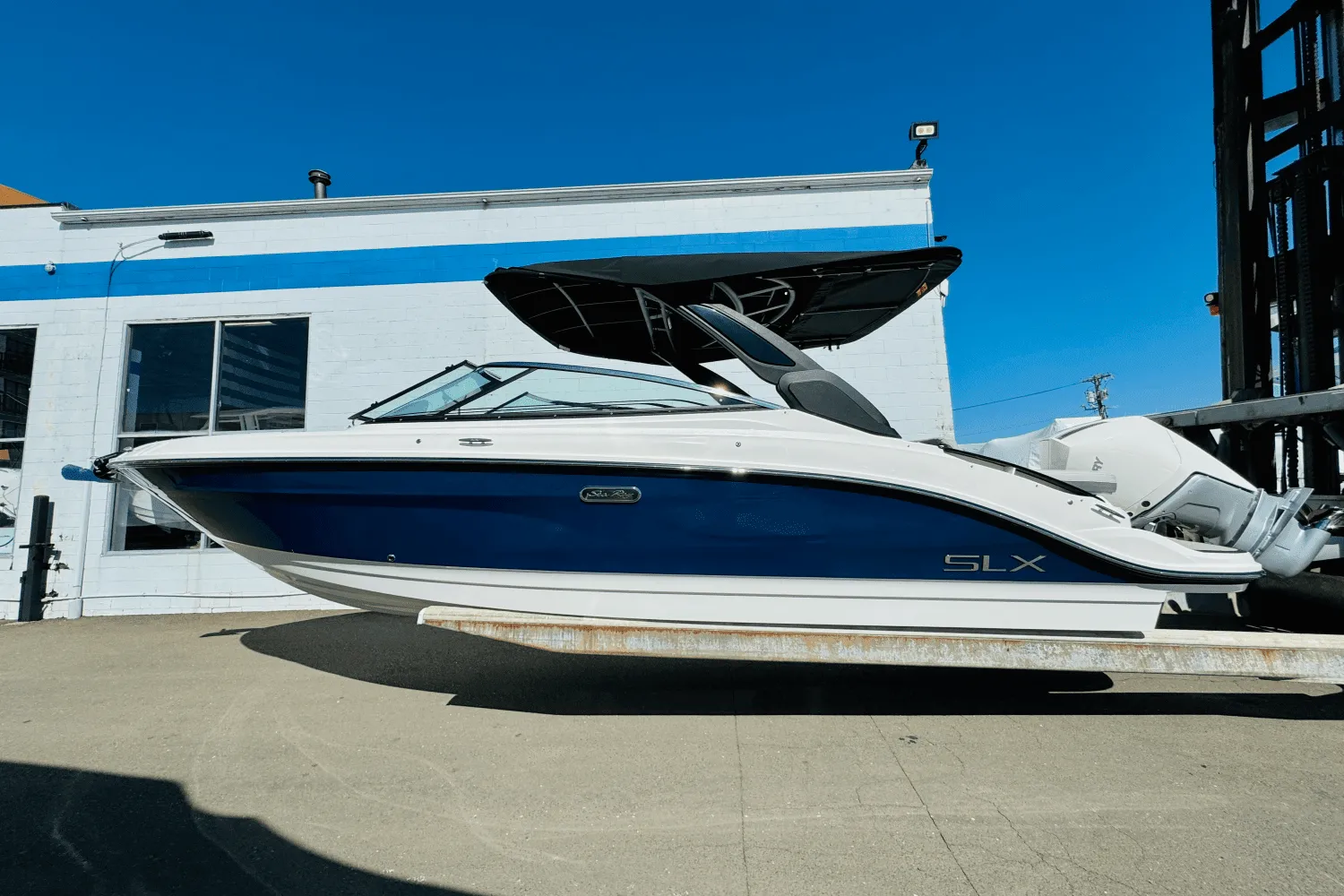2025 Sea Ray SLX 260 Outboard Image Thumbnail #0