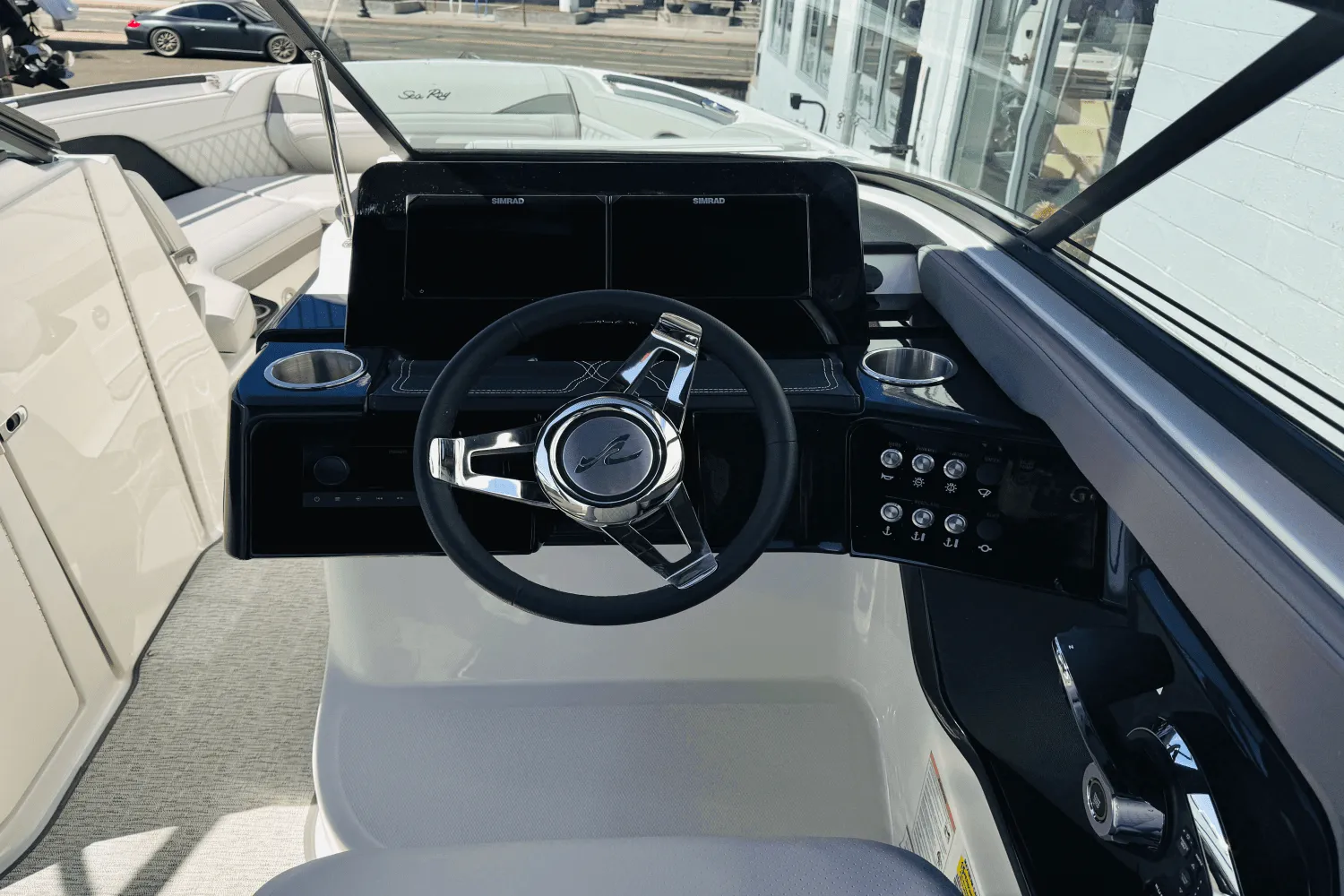 2025 Sea Ray SLX 260 Outboard Image Thumbnail #37