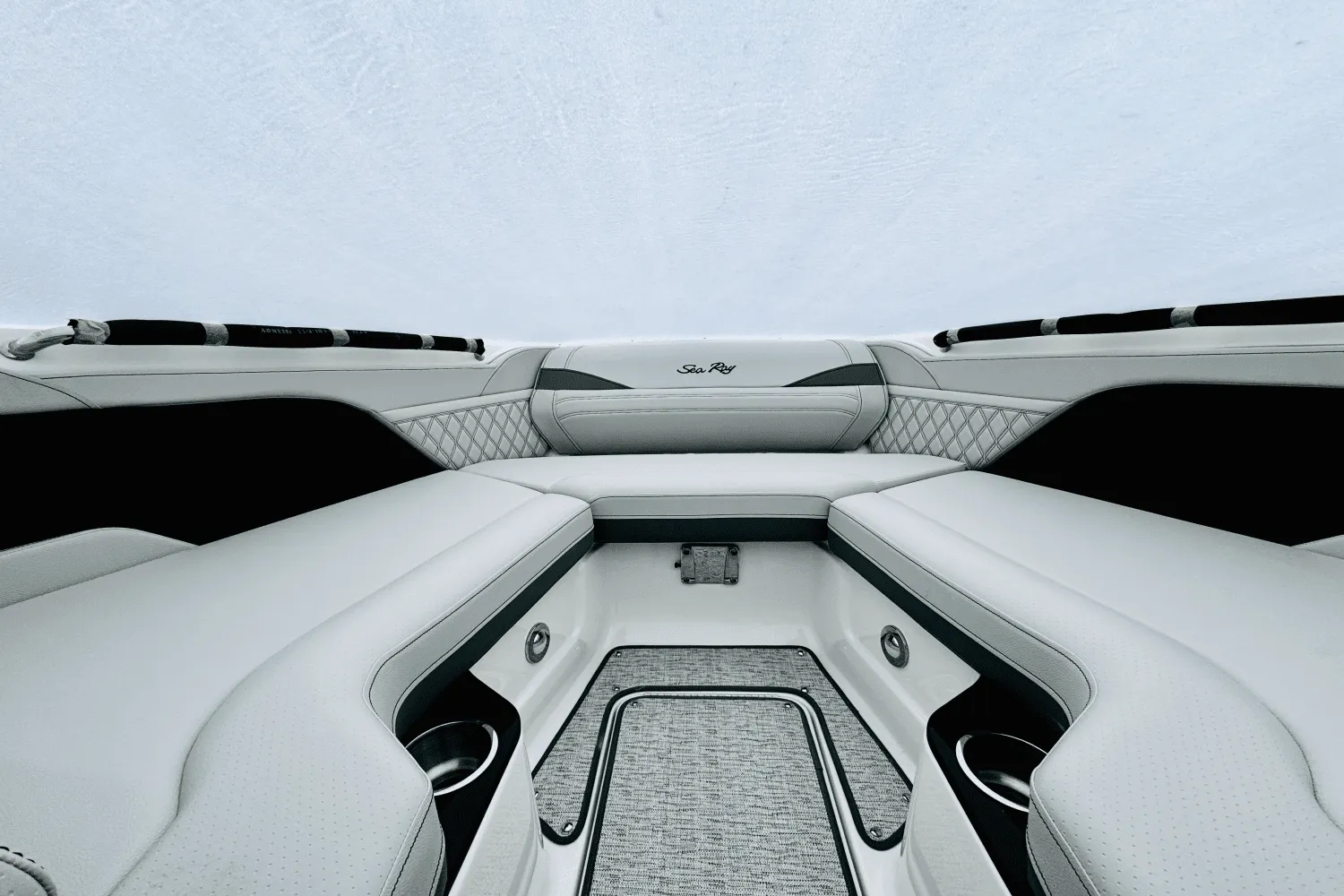 2025 Sea Ray SLX 260 Outboard Image Thumbnail #51