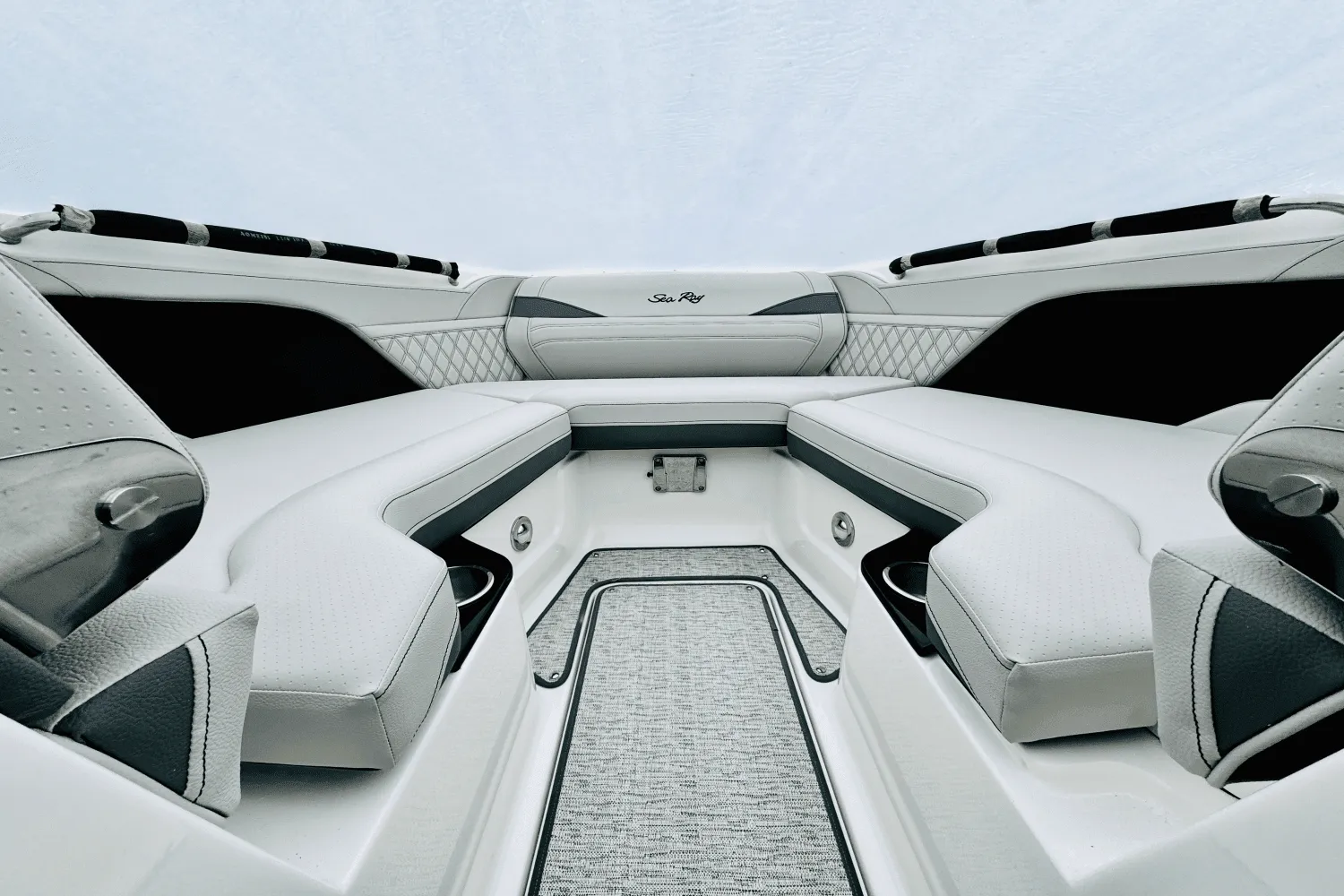 2025 Sea Ray SLX 260 Outboard Image Thumbnail #52