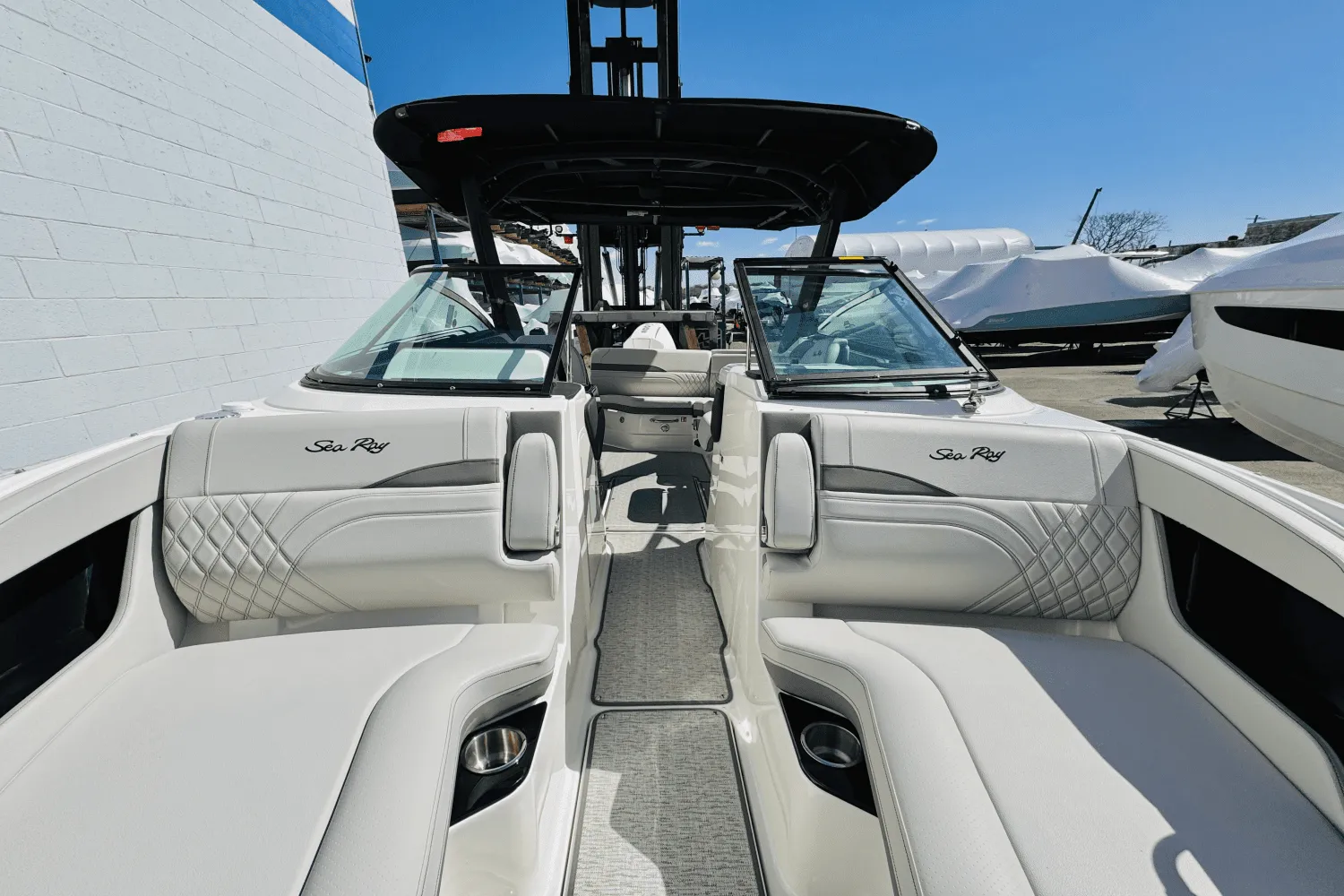 2025 Sea Ray SLX 260 Outboard Image Thumbnail #46
