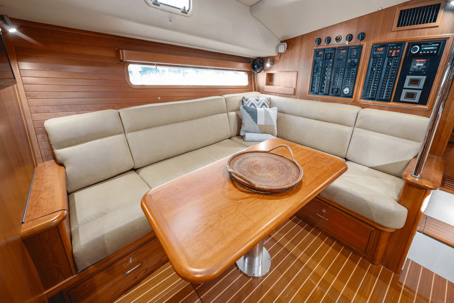 2022 MJM 53 Z Image Thumbnail #24