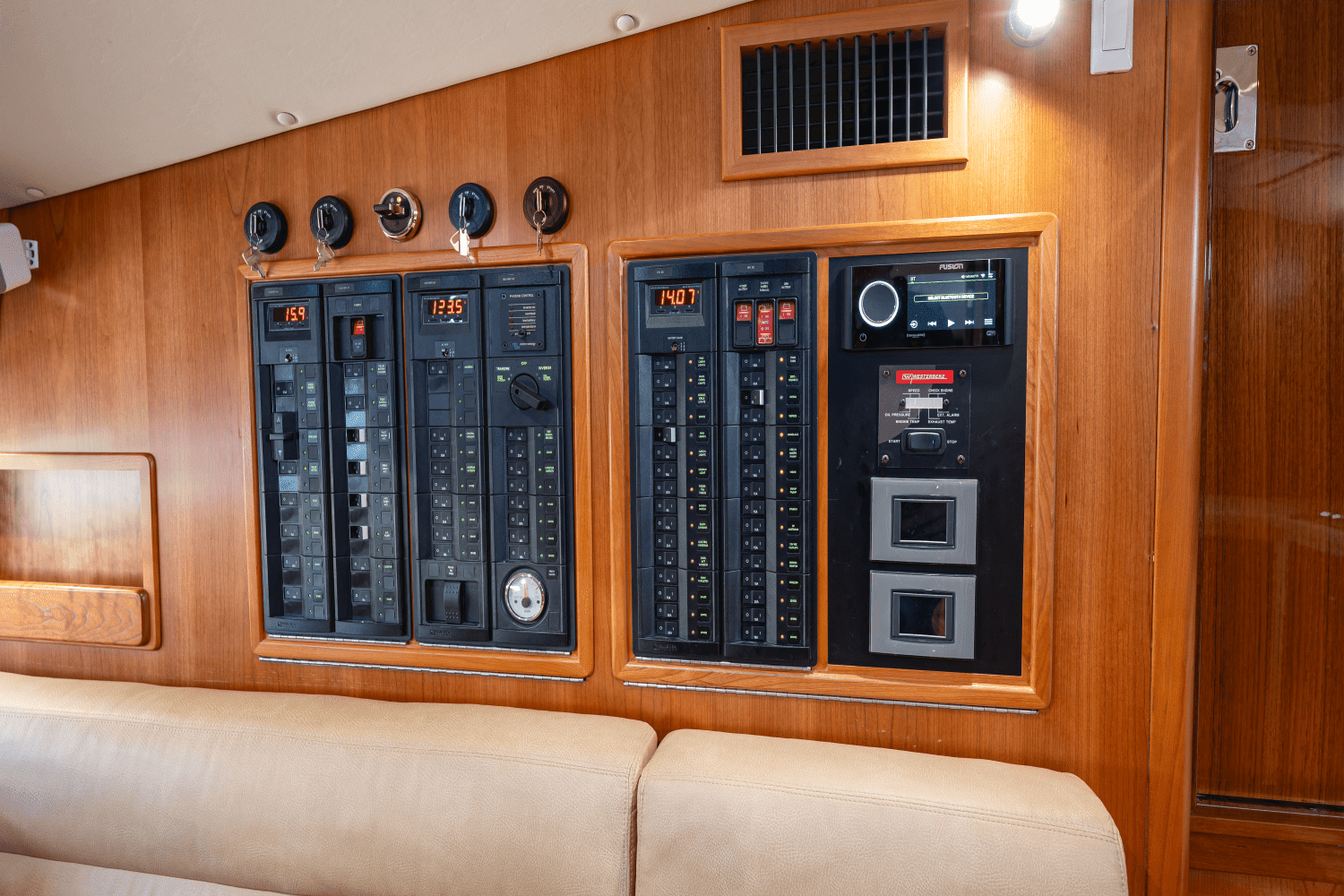 2022 MJM 53 Z Image Thumbnail #27