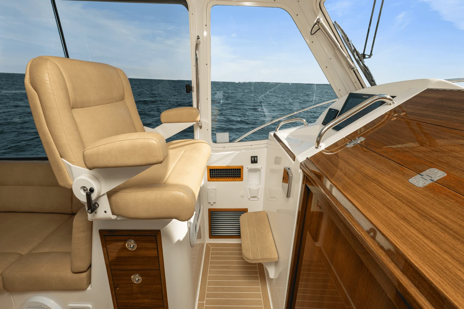 2022 MJM 53 Z Image Thumbnail #72