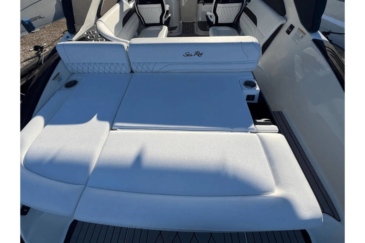 2025 Sea Ray SLX 260 Surf Image Thumbnail #6
