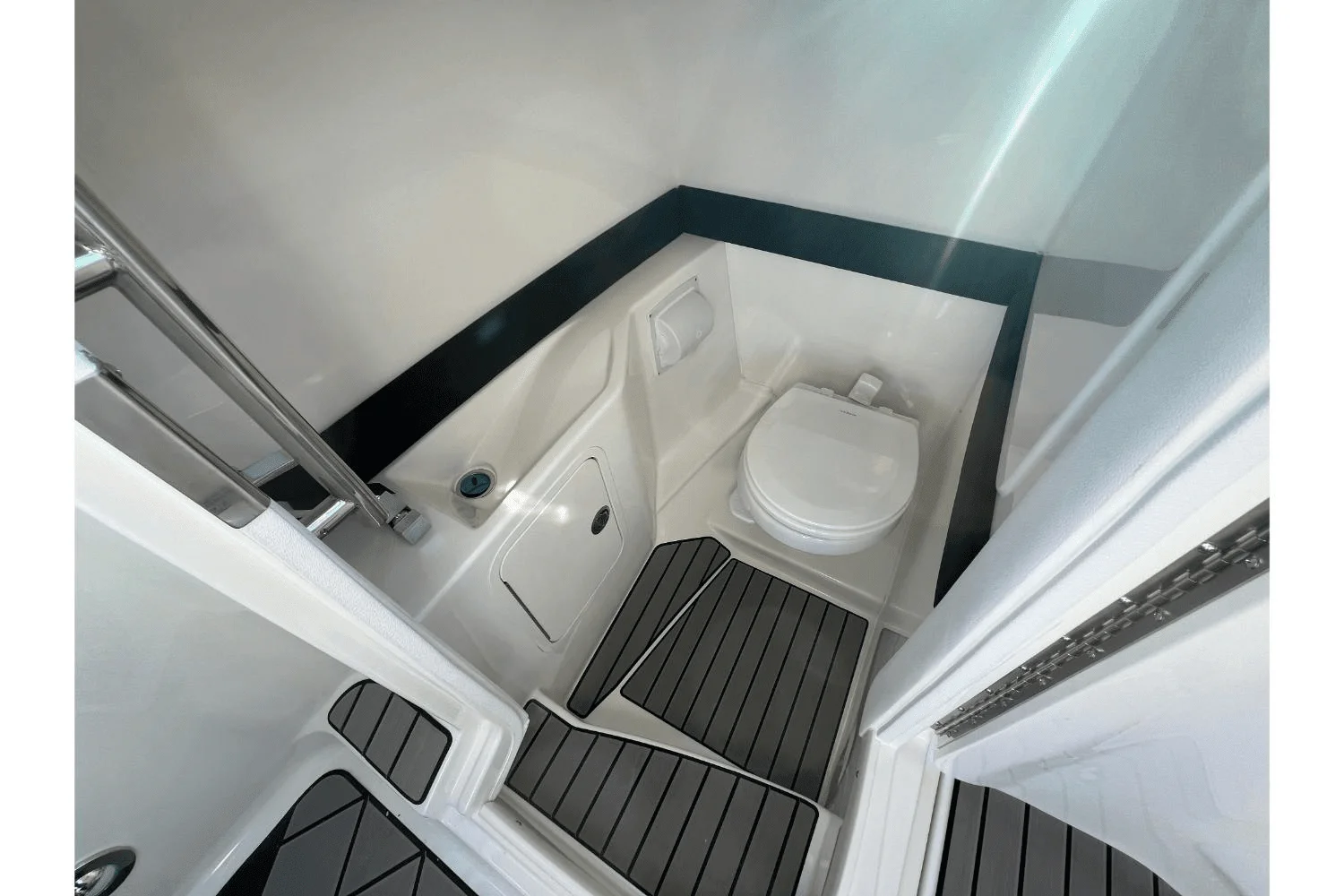 2025 Sea Ray SLX 260 Surf Image Thumbnail #8