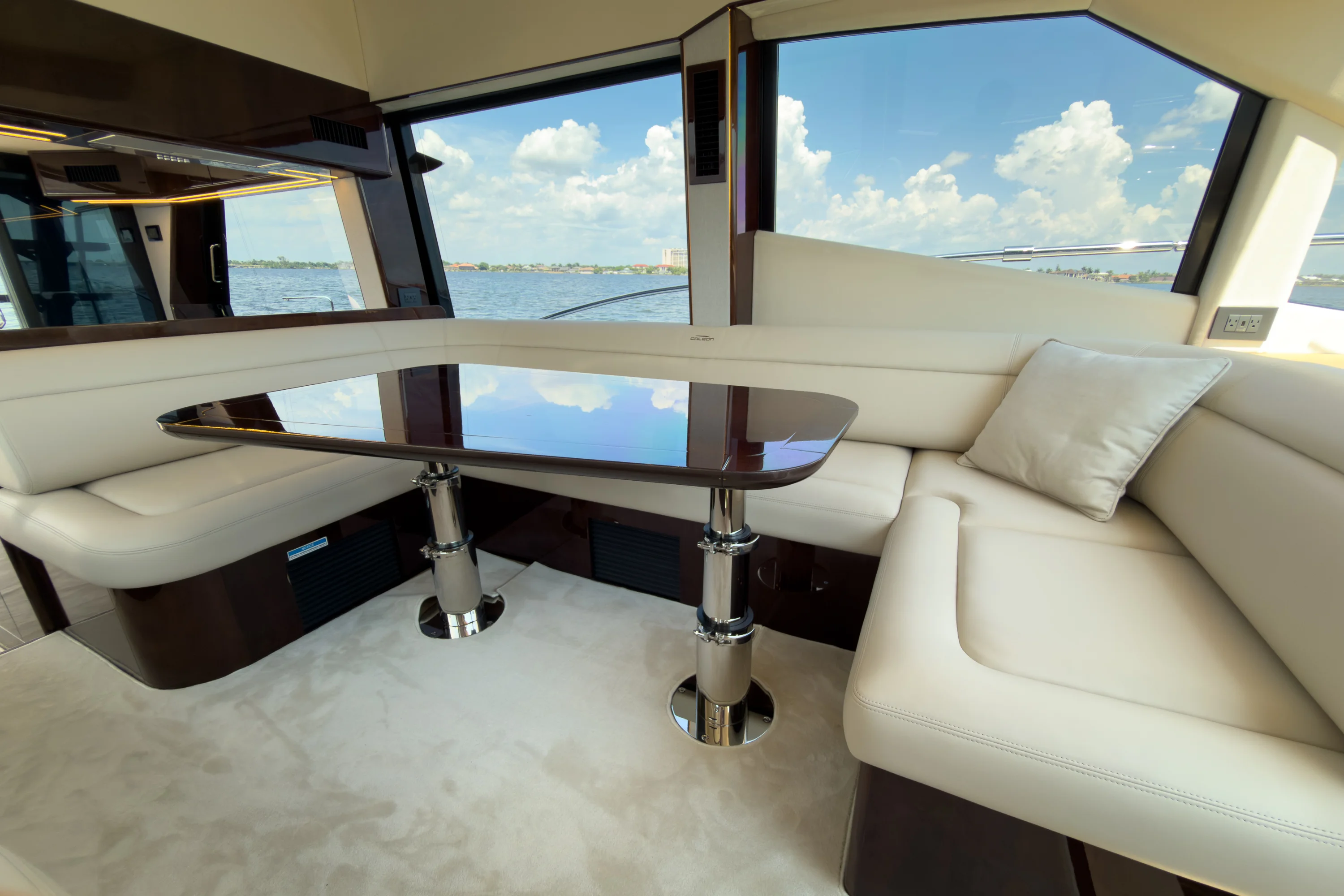 2026 Galeon 500 FLY Image Thumbnail #14