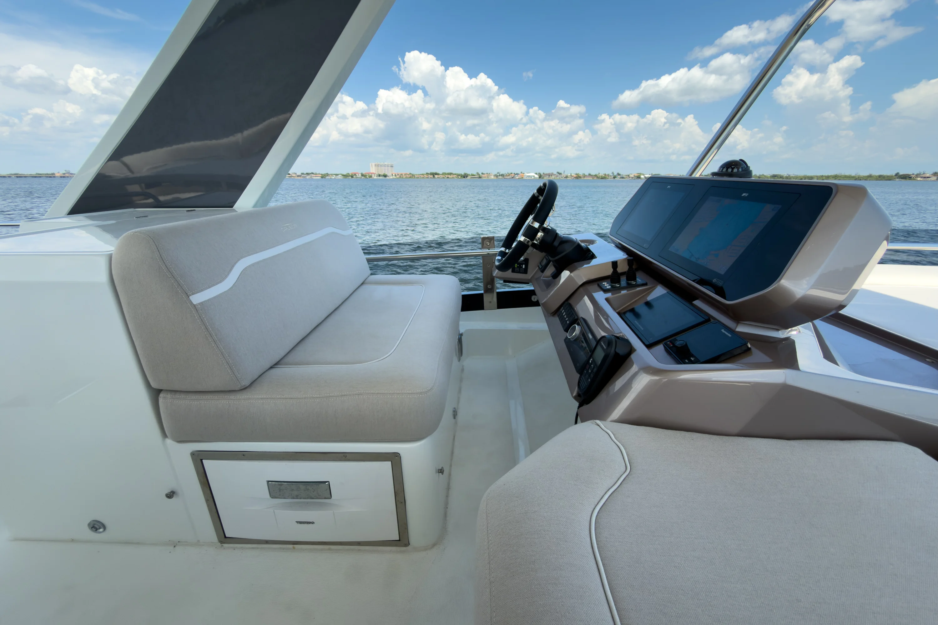 2026 Galeon 500 FLY Image Thumbnail #49
