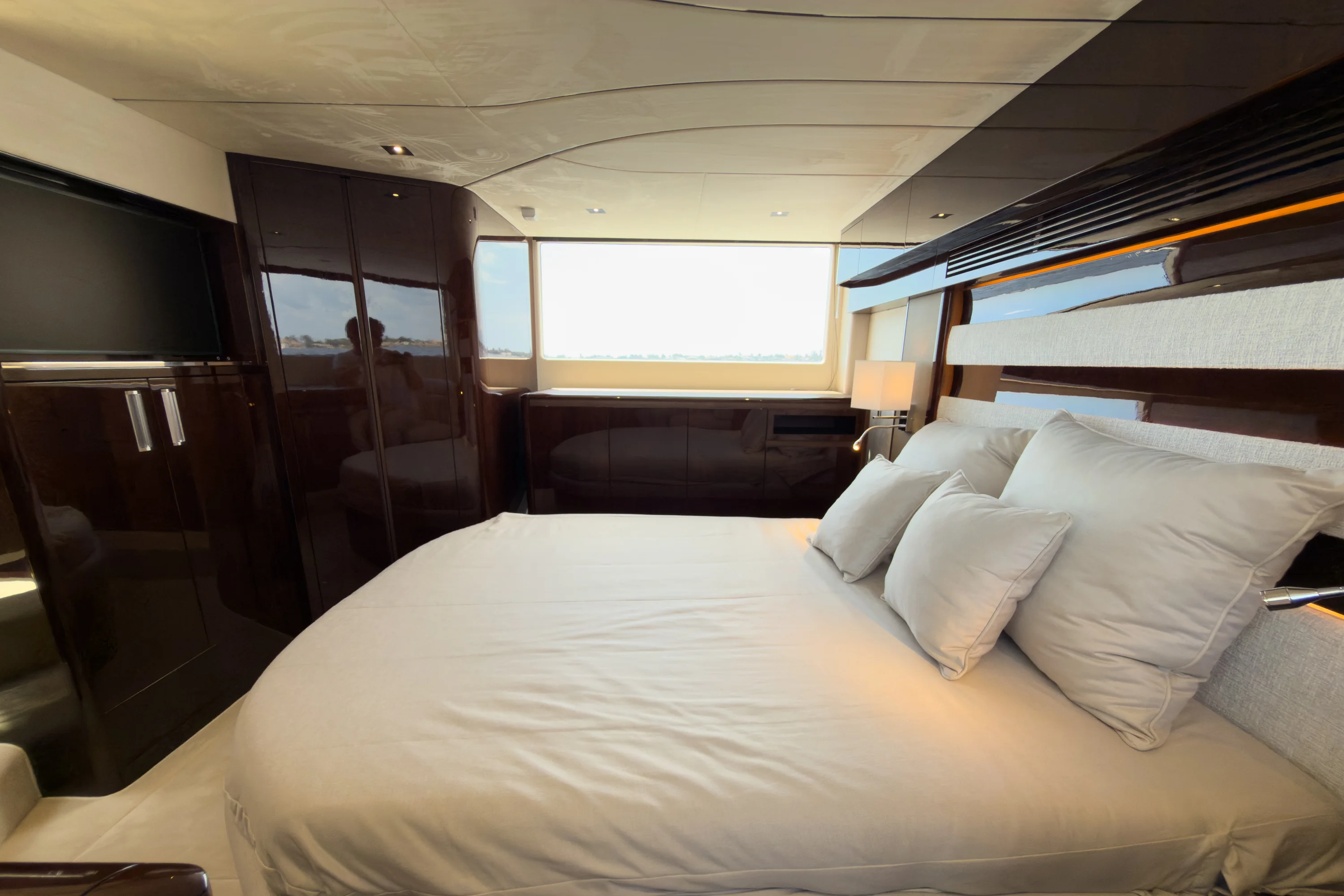2026 Galeon 500 FLY Image Thumbnail #23