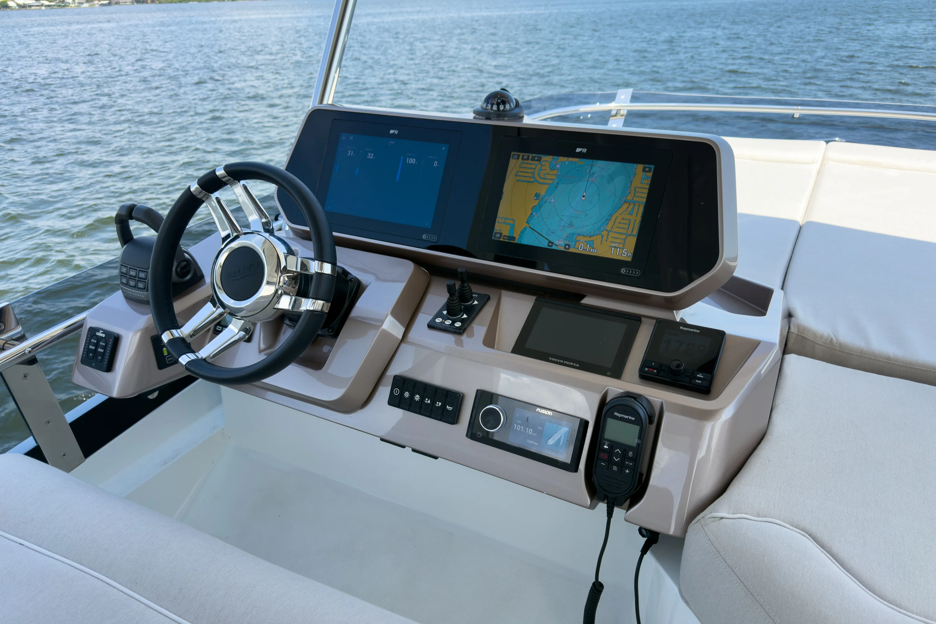 2026 Galeon 500 FLY Image Thumbnail #50
