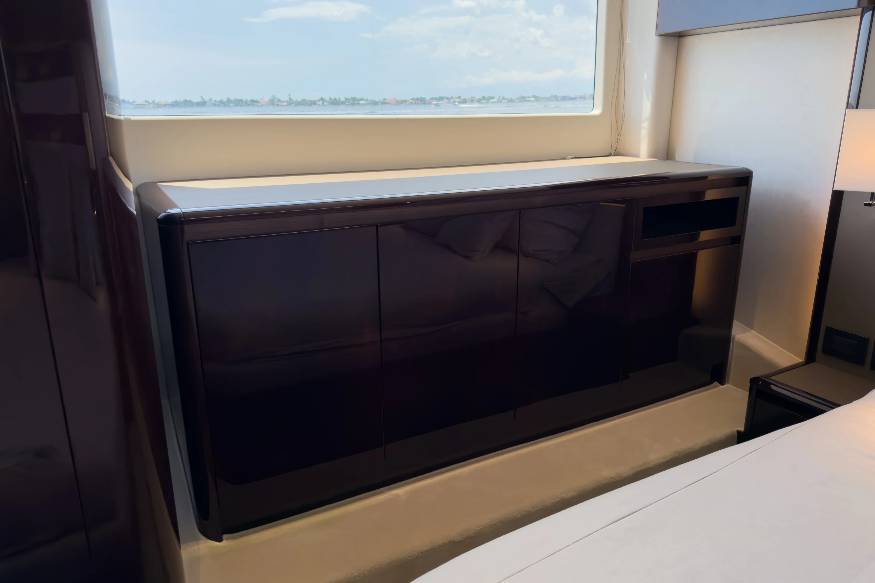 2026 Galeon 500 FLY Image Thumbnail #27