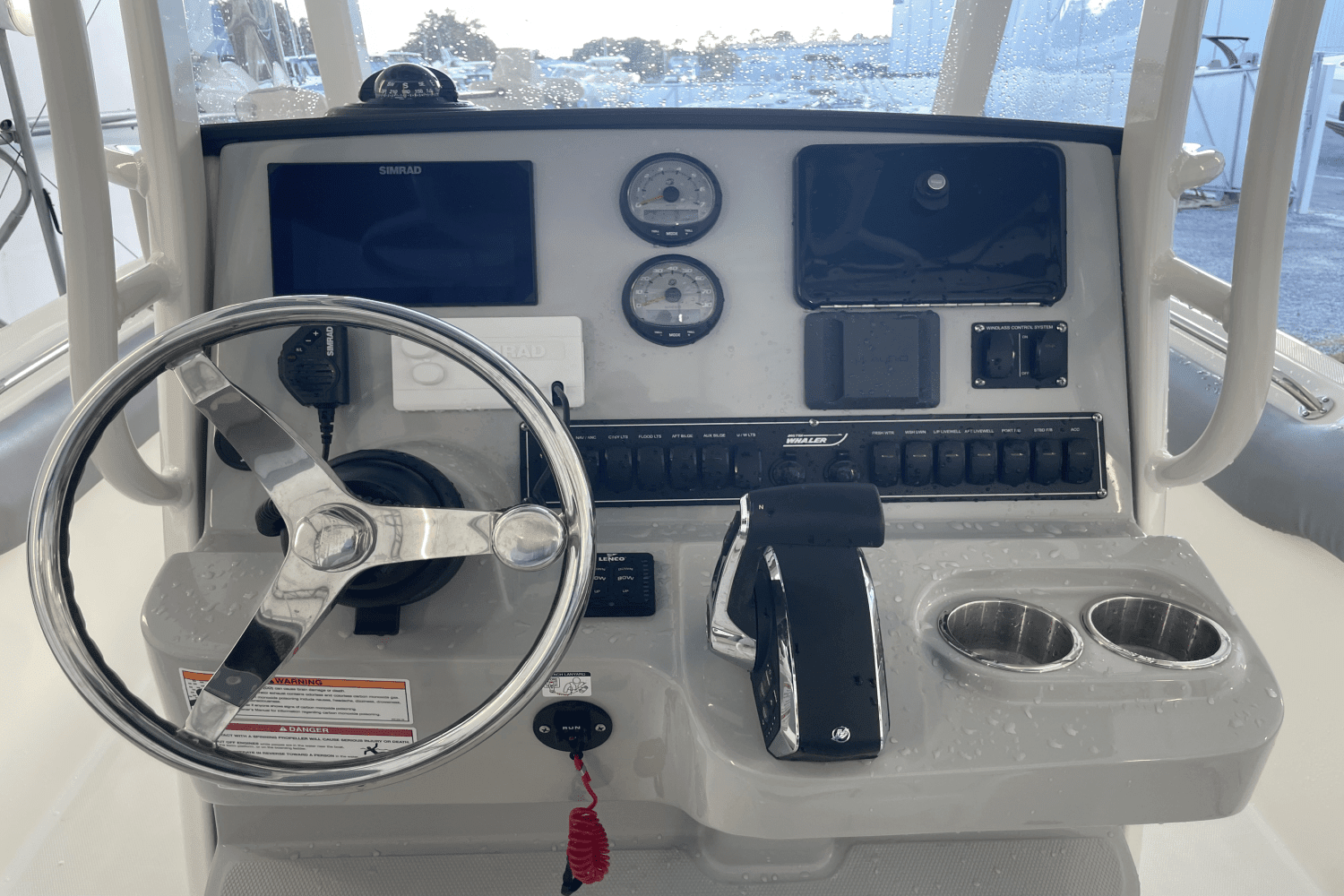 2024 Boston Whaler 230 OUTRAGE Image Thumbnail #7