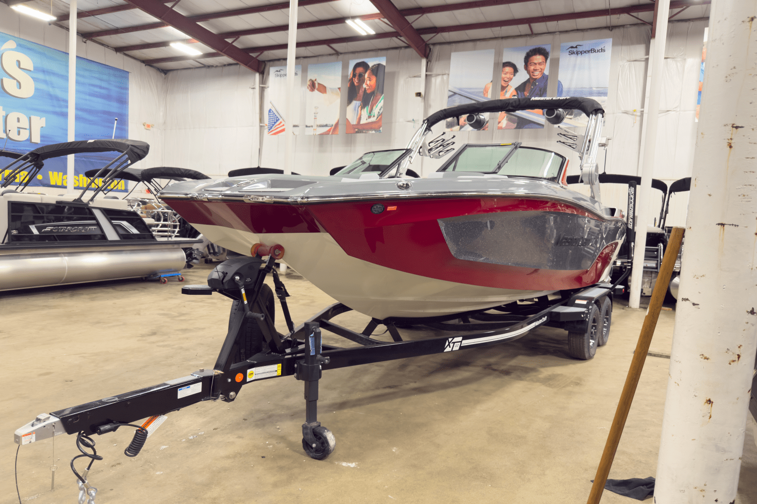 Thumbnail 2 for 2025 Mastercraft XT22