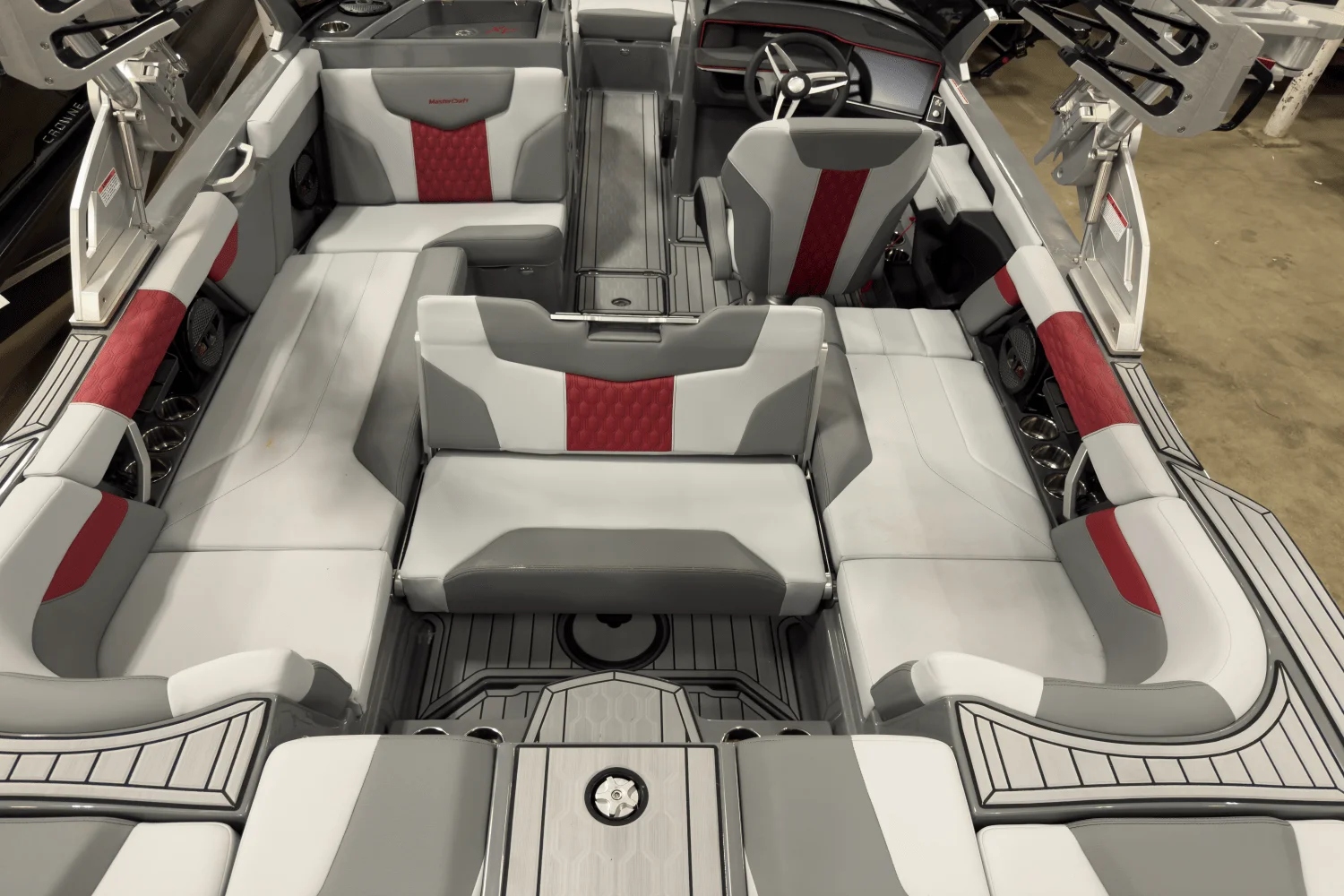 2025 Mastercraft XT22 Image Thumbnail #11