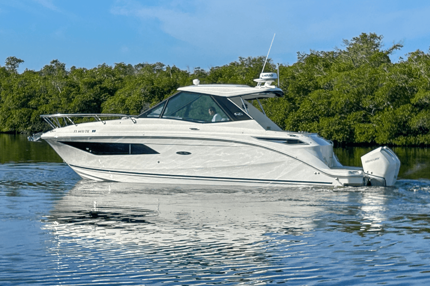 2023 Sea Ray 320 SUNDANCER OUTBOARD Image Thumbnail #52