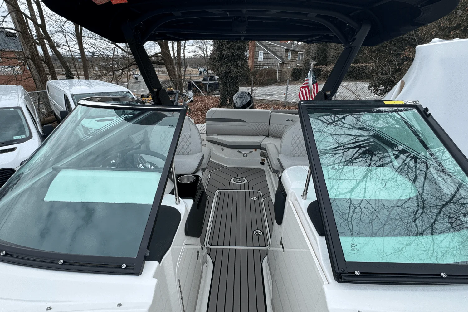 2025 Sea Ray SLX 260 Outboard Image Thumbnail #76