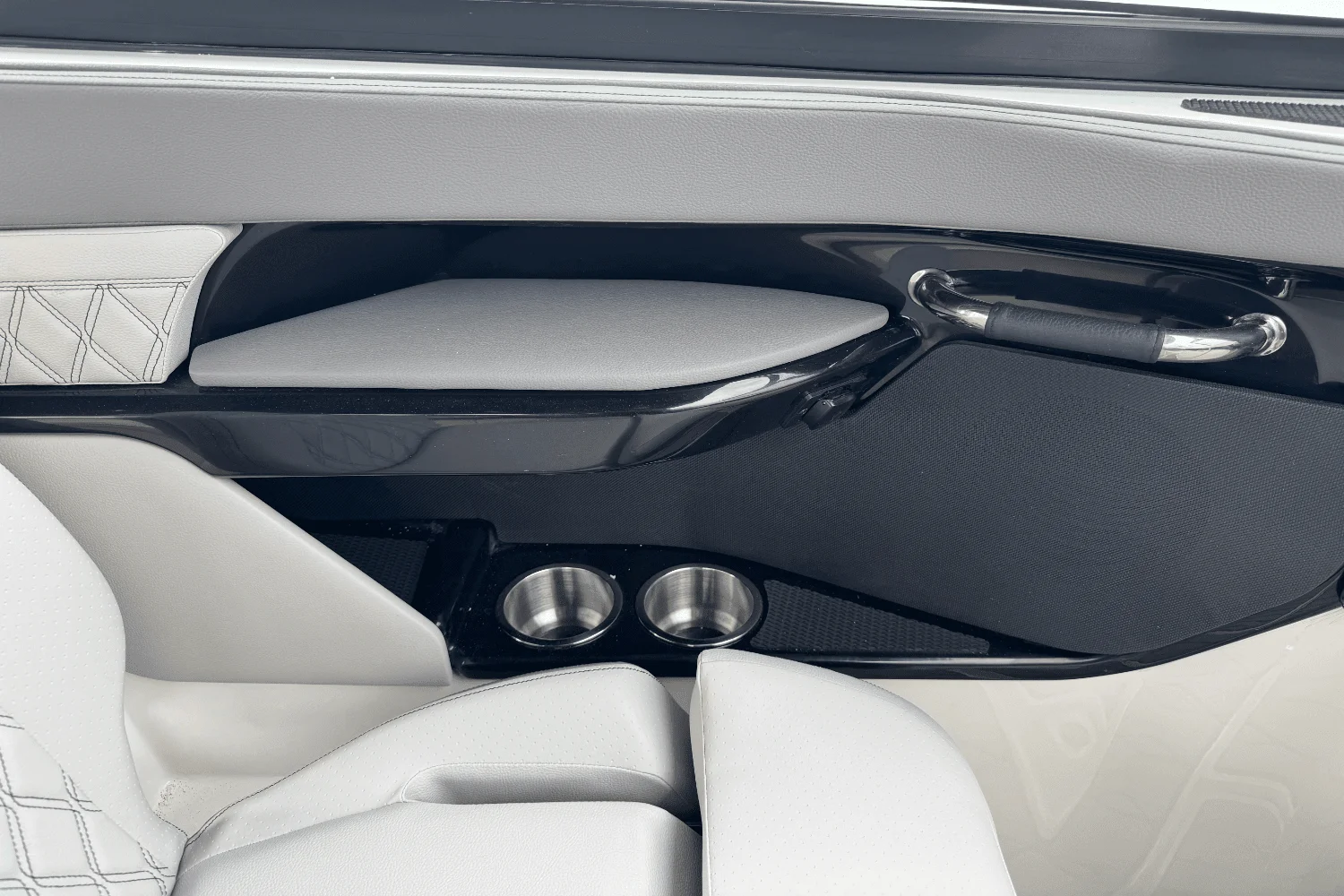 2025 Sea Ray SLX 260 Outboard Image Thumbnail #50