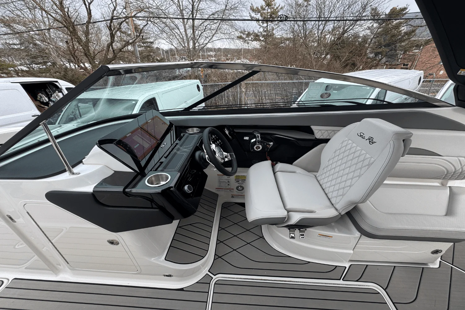 2025 Sea Ray SLX 260 Outboard Image Thumbnail #35