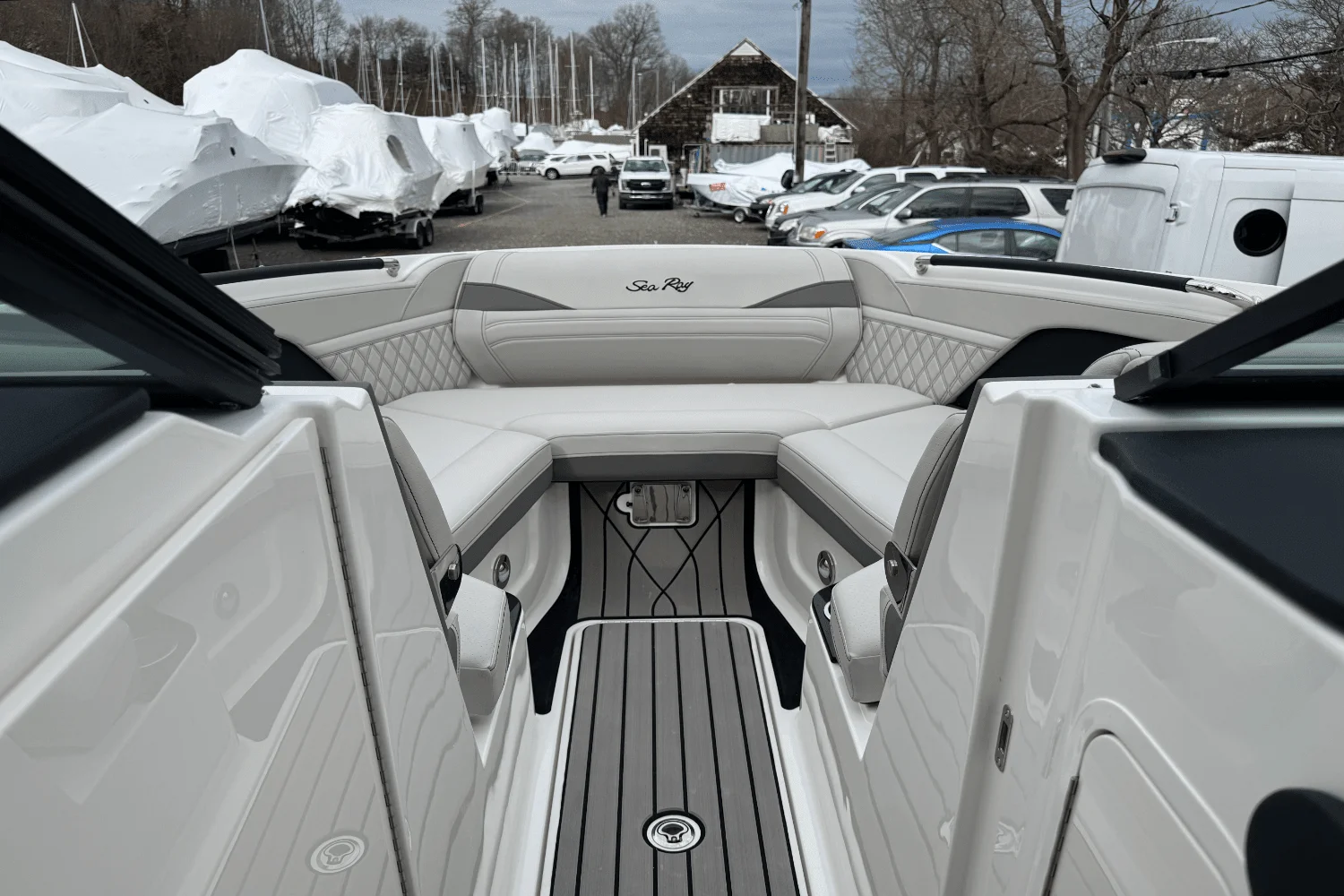 2025 Sea Ray SLX 260 Outboard Image Thumbnail #57