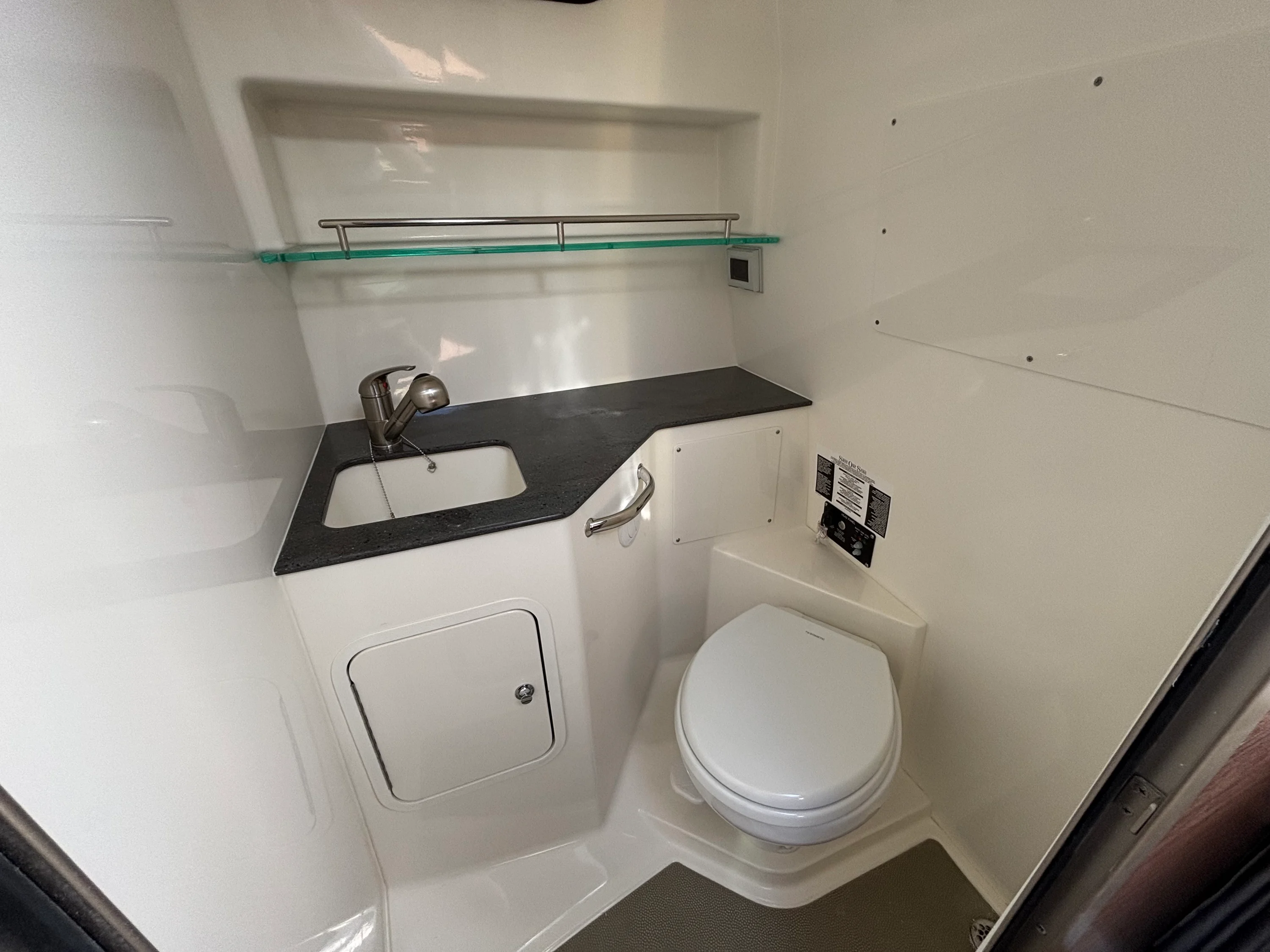 2026 Boston Whaler 325 Conquest Image Thumbnail #15