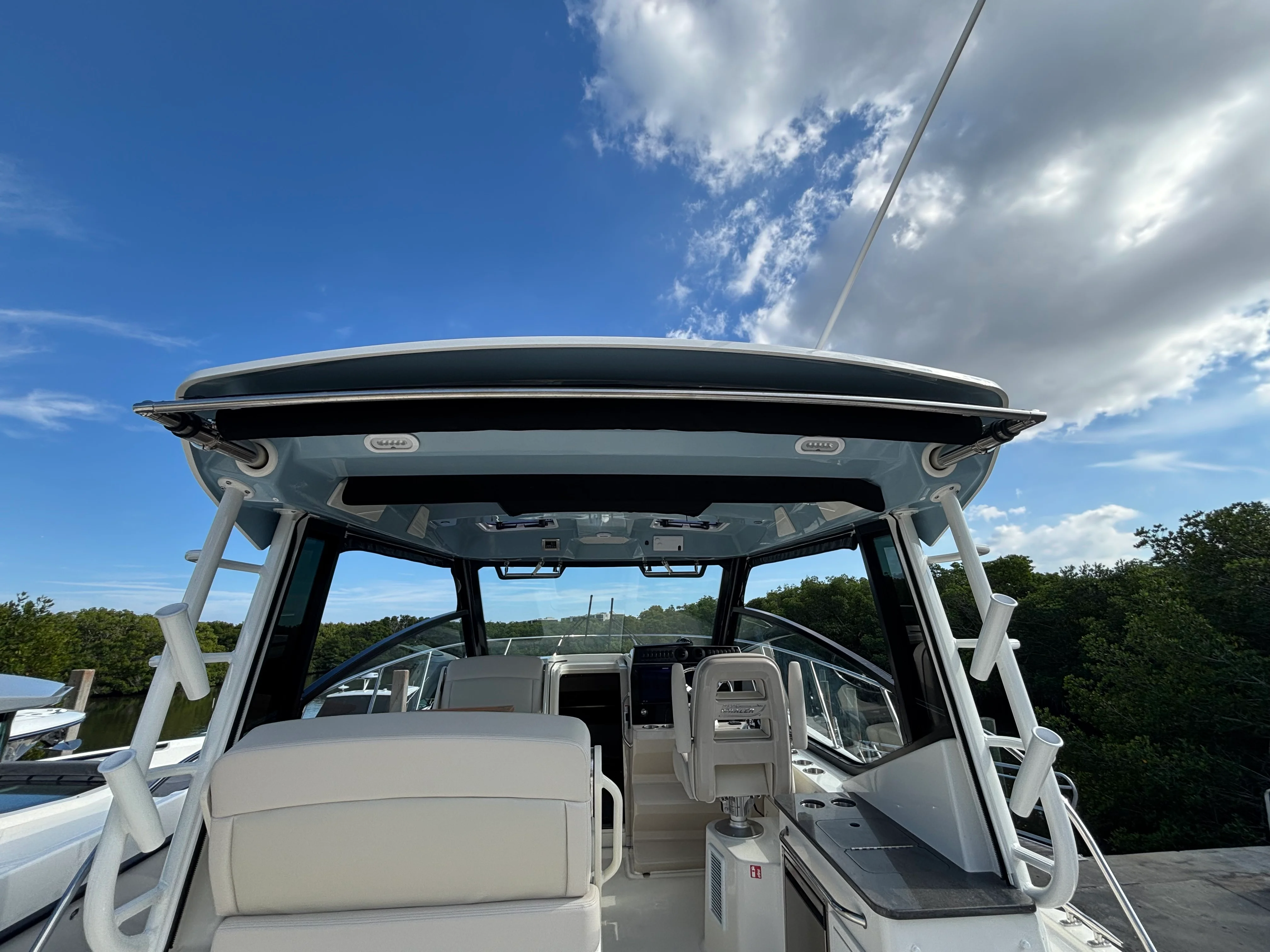 2026 Boston Whaler 325 Conquest Image Thumbnail #17