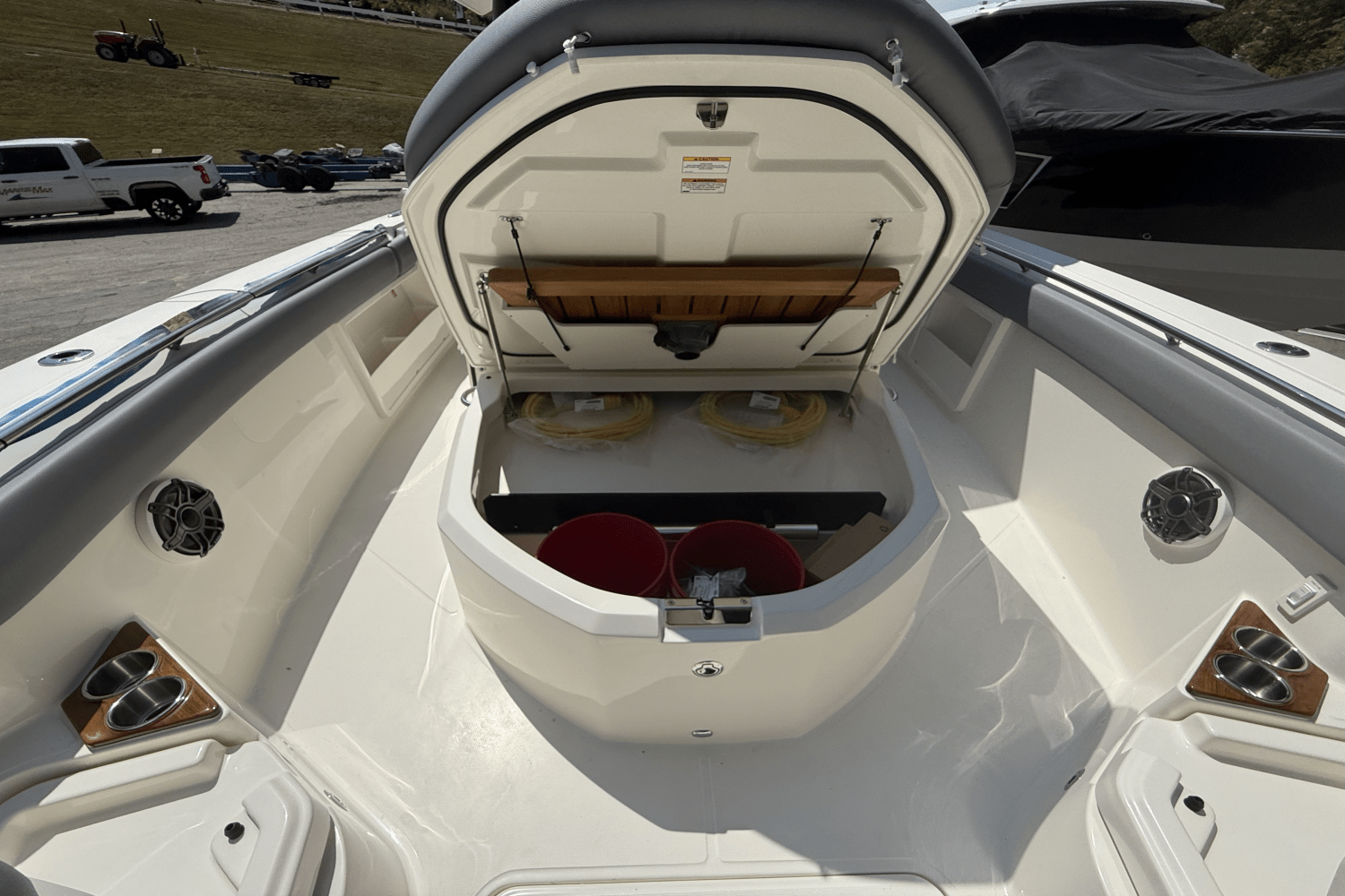 2026 Boston Whaler 360 Outrage Image Thumbnail #28