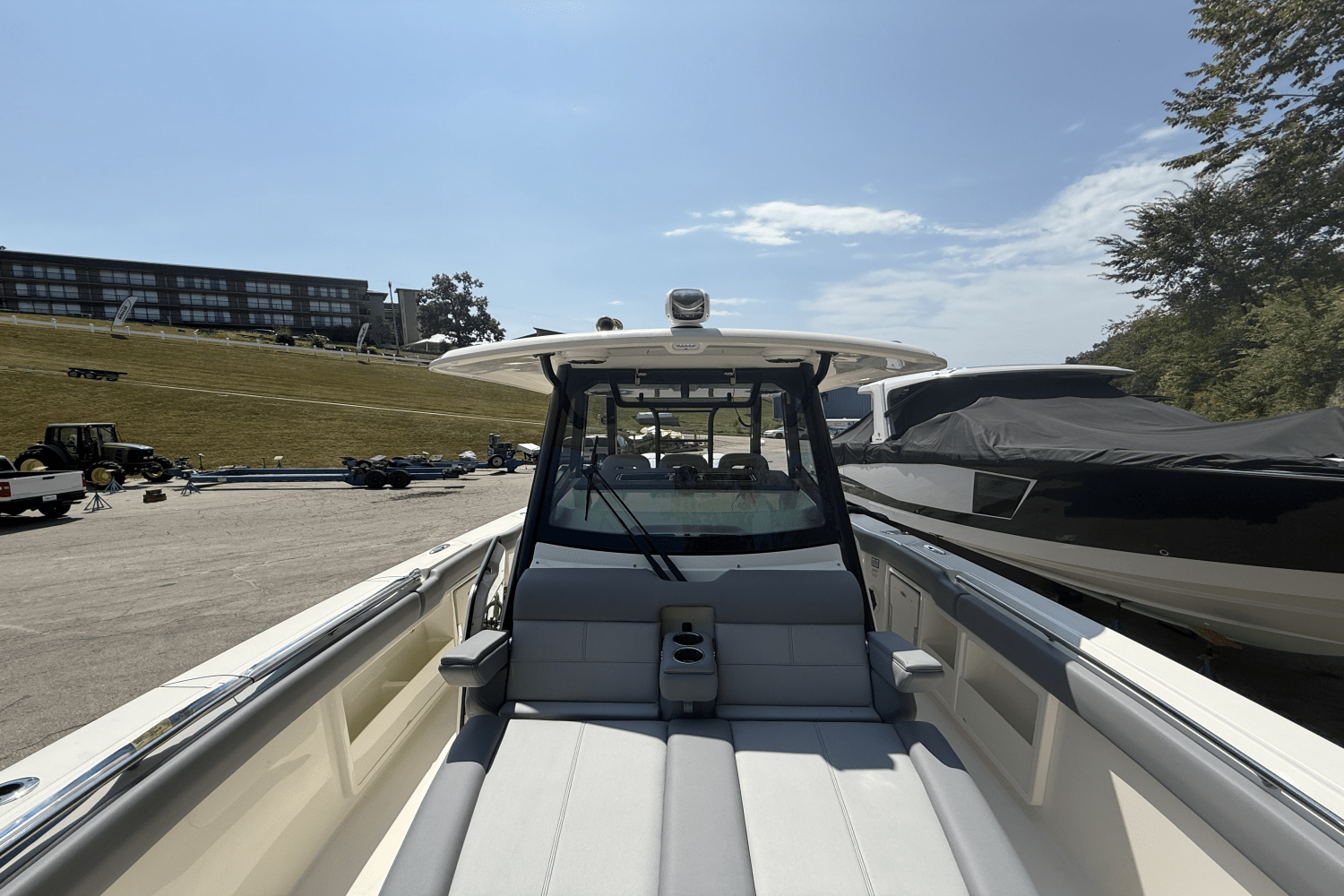 2026 Boston Whaler 360 Outrage Image Thumbnail #4