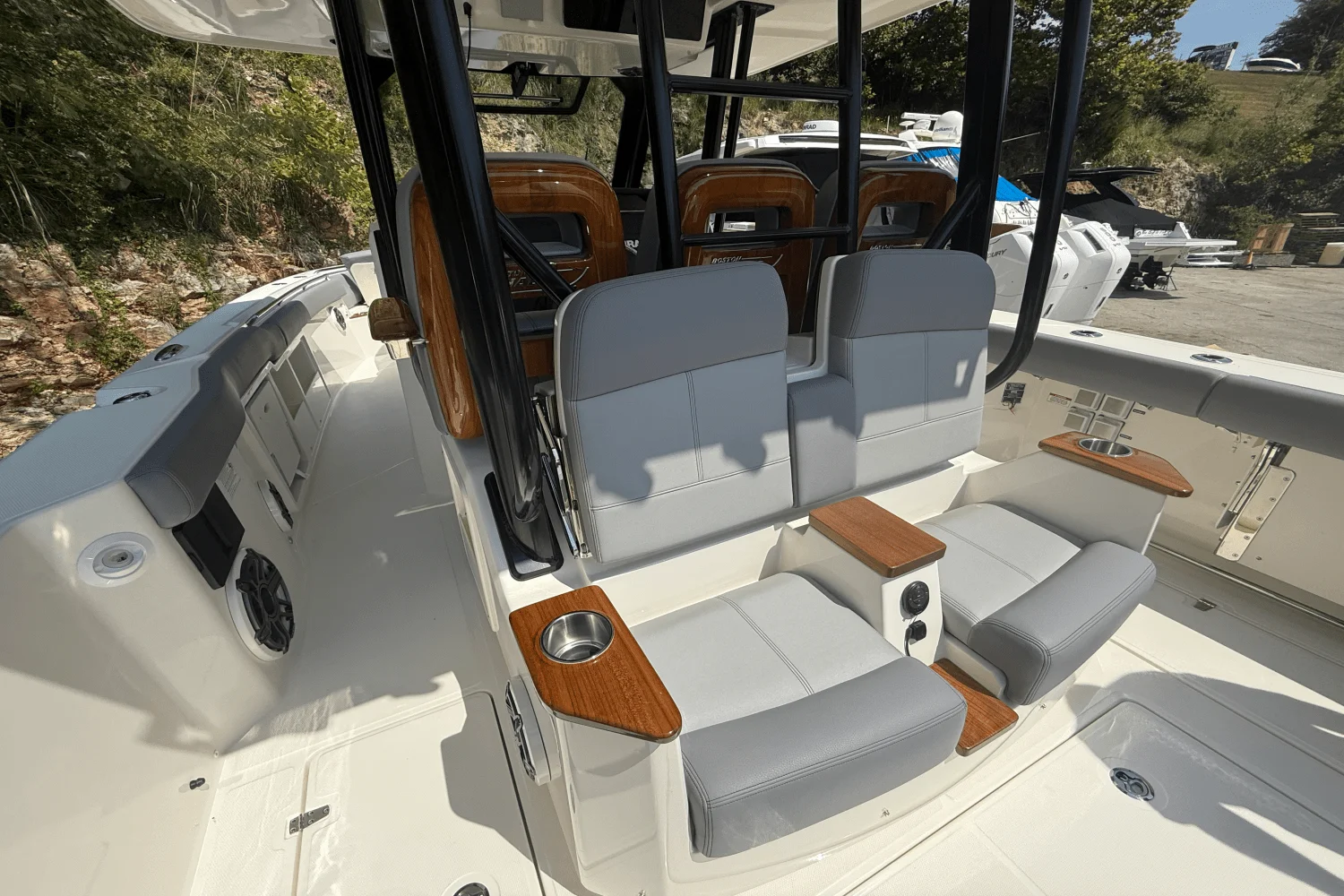 2026 Boston Whaler 360 Outrage Image Thumbnail #22
