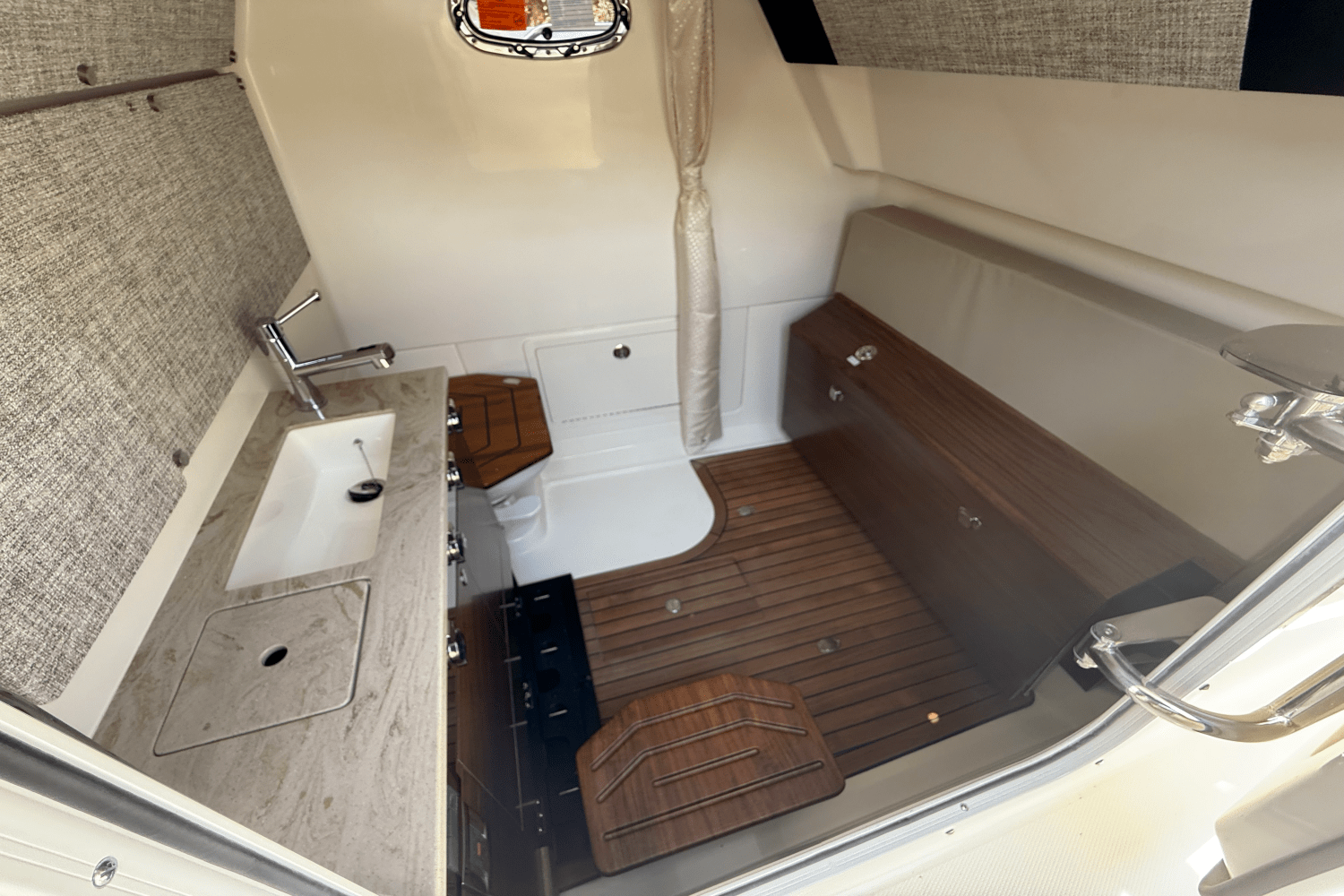 2026 Boston Whaler 360 Outrage Image Thumbnail #32