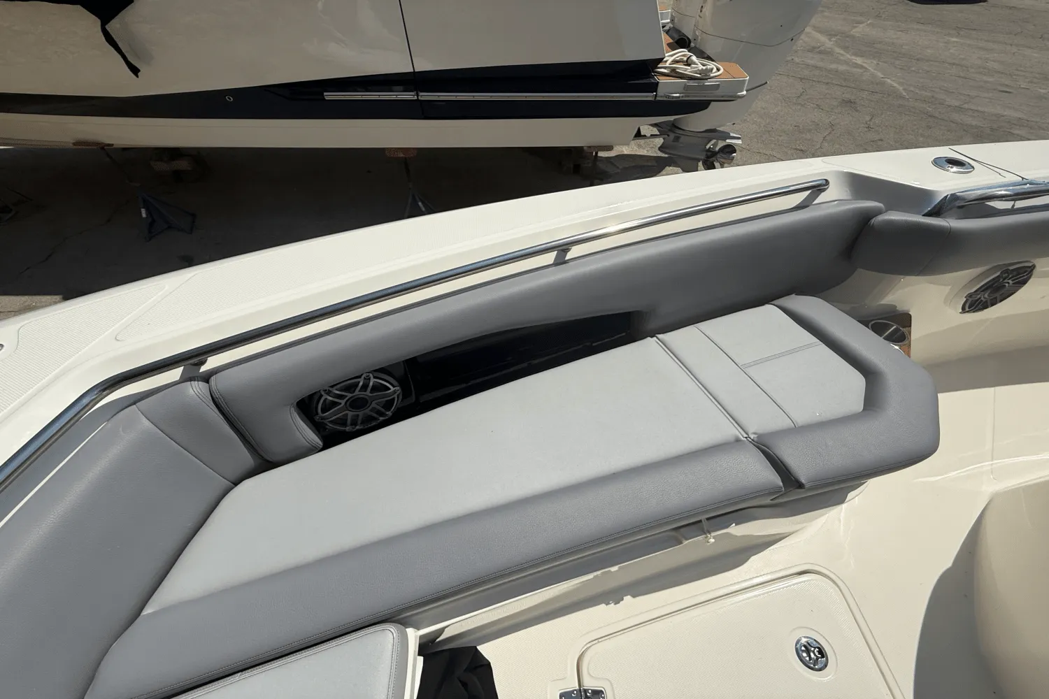 2026 Boston Whaler 360 Outrage Image Thumbnail #38