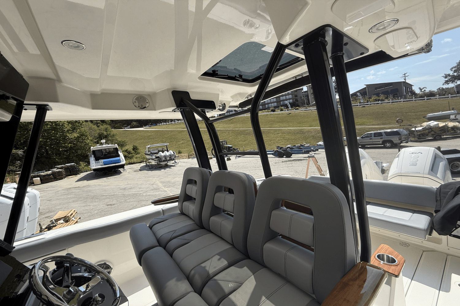 2026 Boston Whaler 360 Outrage Image Thumbnail #15
