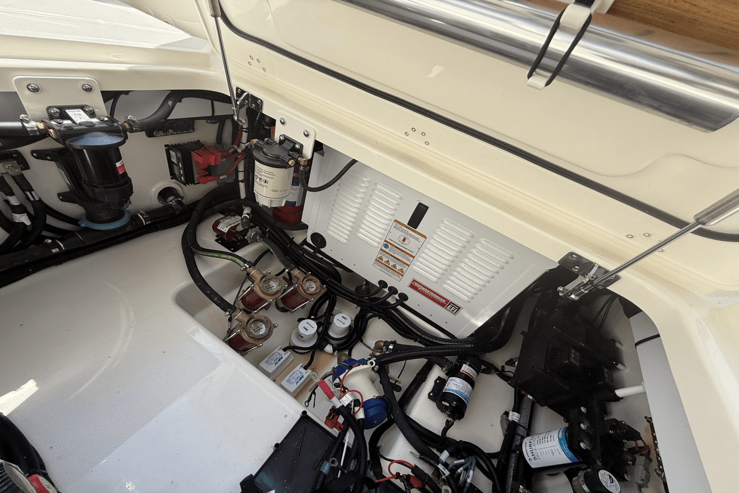 2026 Boston Whaler 360 Outrage Image Thumbnail #38