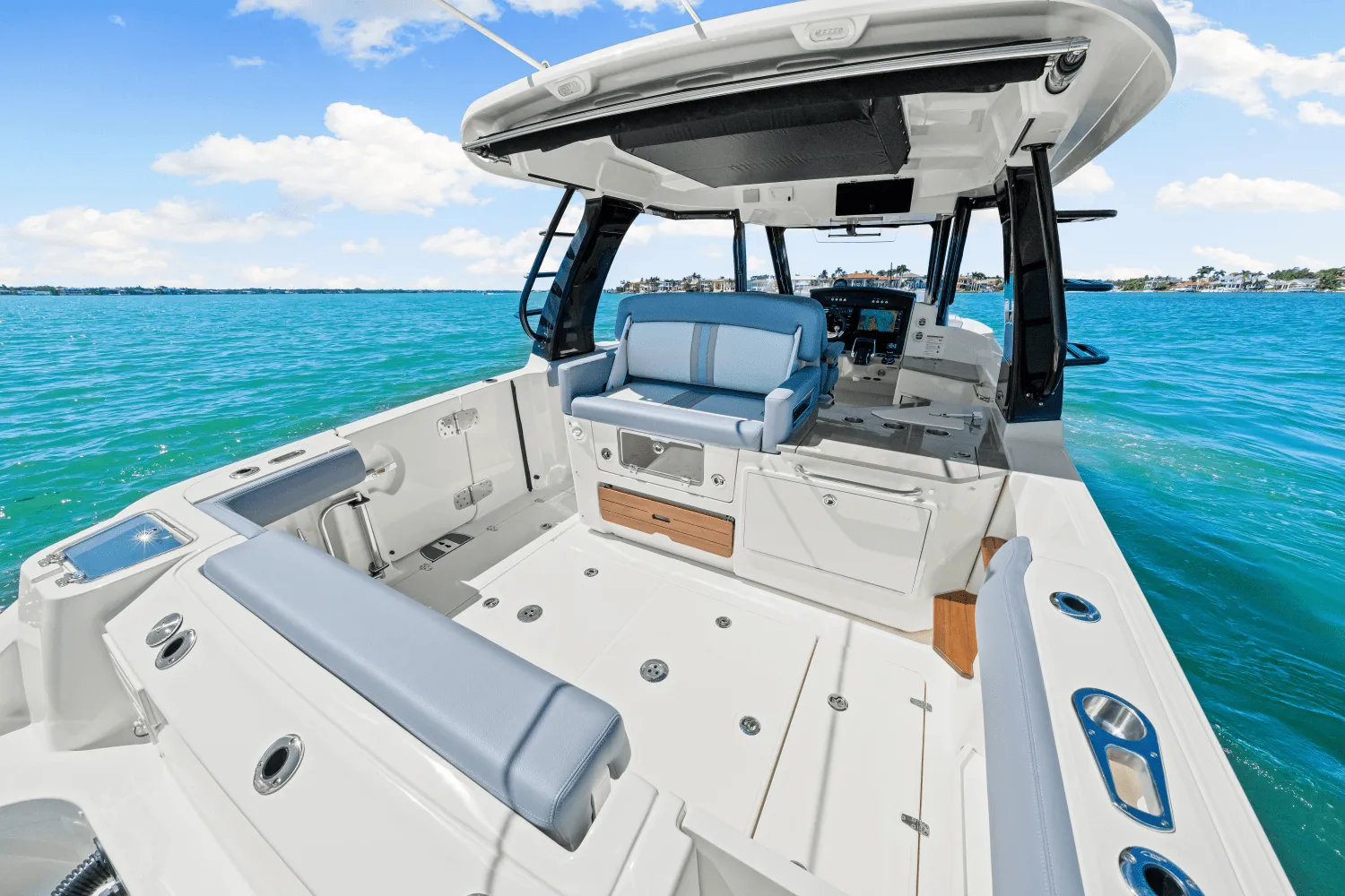 2025 Boston Whaler 350 Realm Image Thumbnail #35