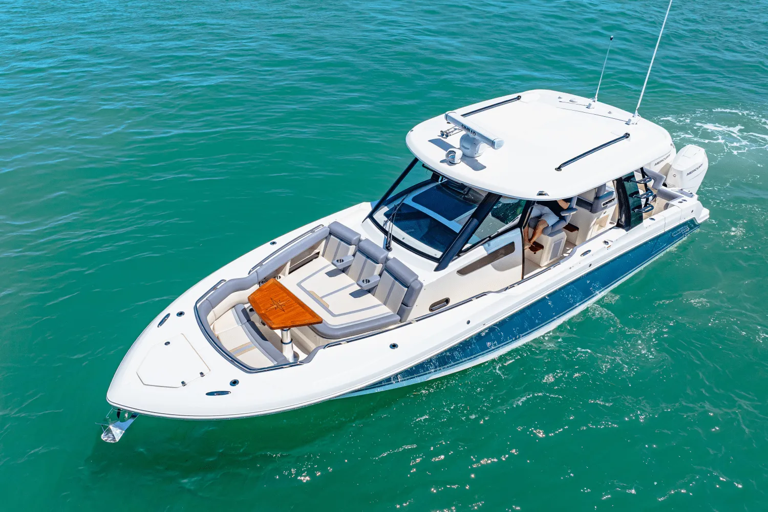 2025 Boston Whaler 350 Realm Image Thumbnail #11