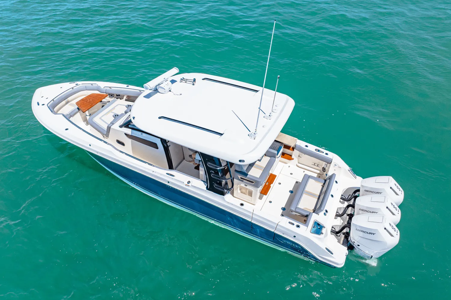 2025 Boston Whaler 350 Realm Image Thumbnail #10