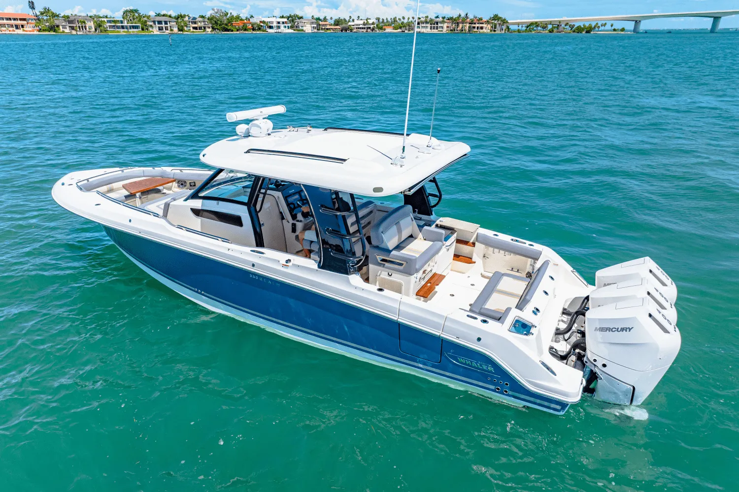 2025 Boston Whaler 350 Realm Image Thumbnail #9