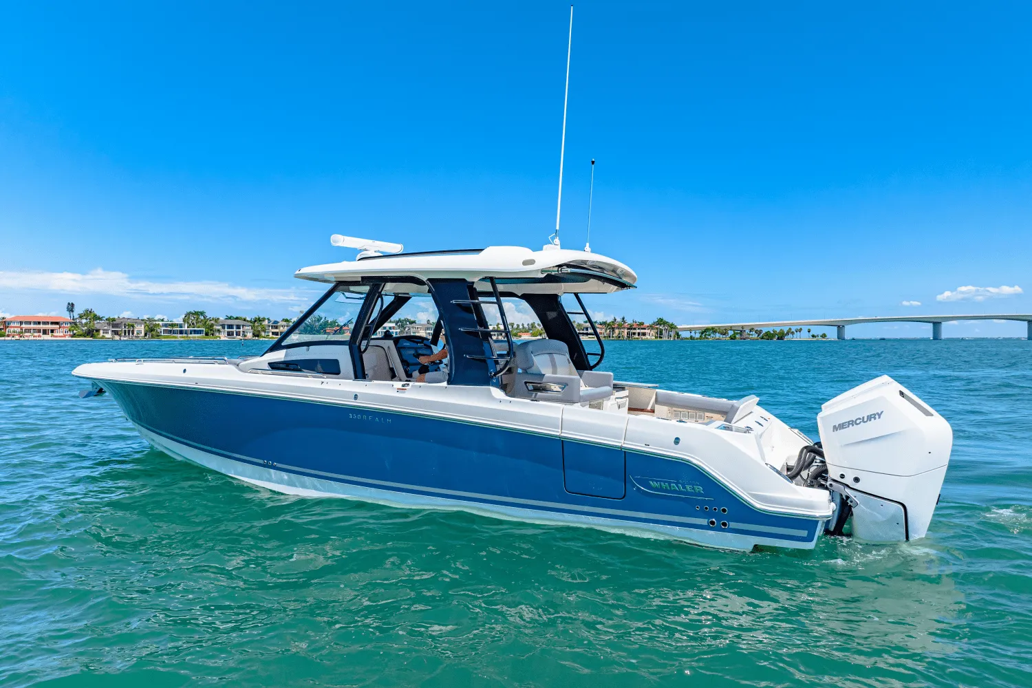 2025 Boston Whaler 350 Realm Image Thumbnail #8