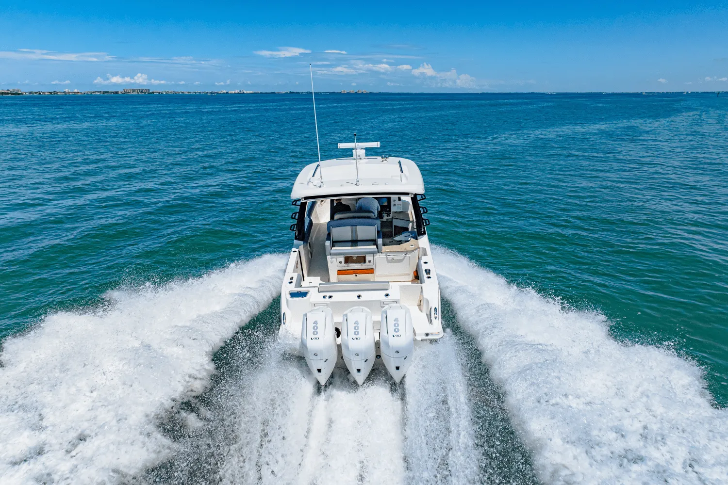 2025 Boston Whaler 350 Realm Image Thumbnail #29