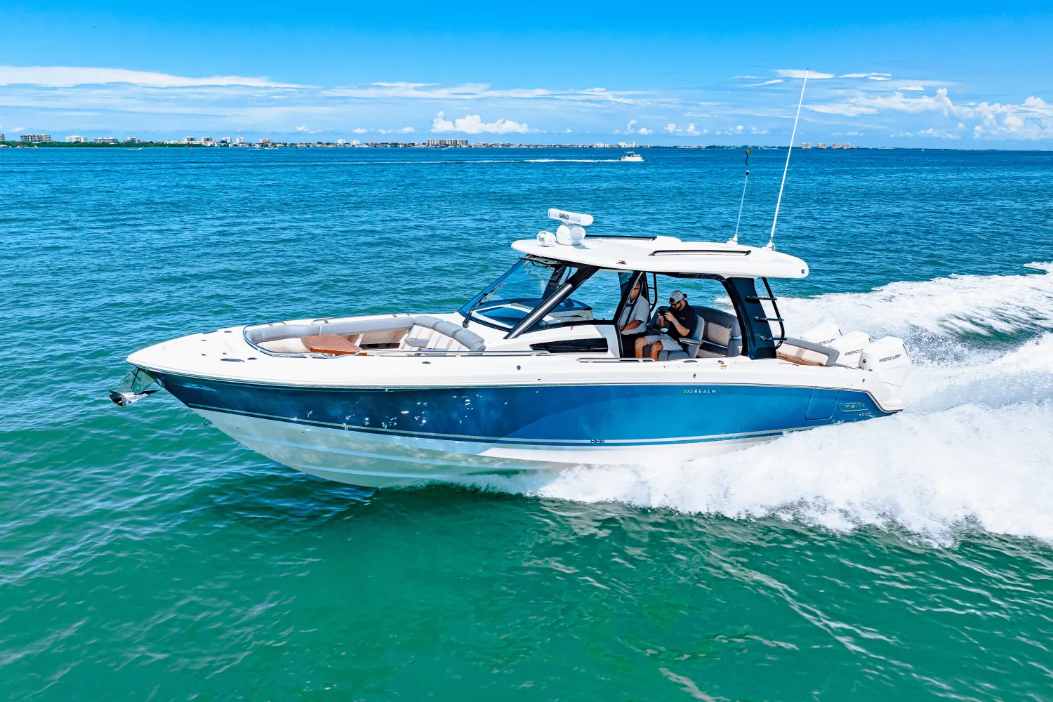 2025 Boston Whaler 350 Realm Image Thumbnail #19