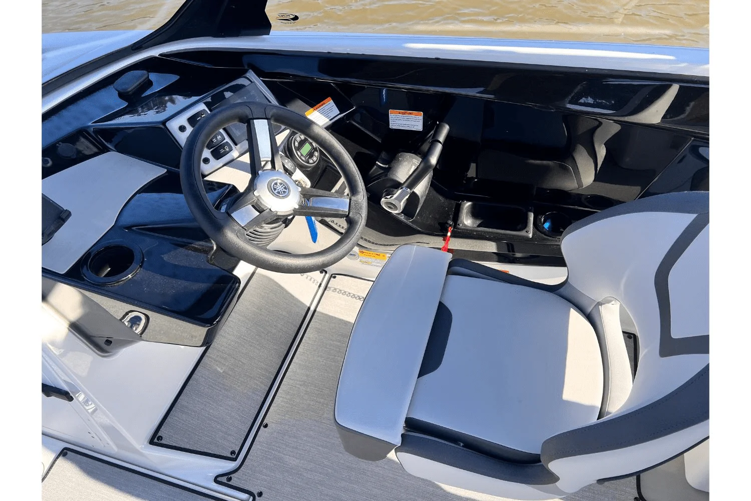 2025 Yamaha AR220 Image Thumbnail #14