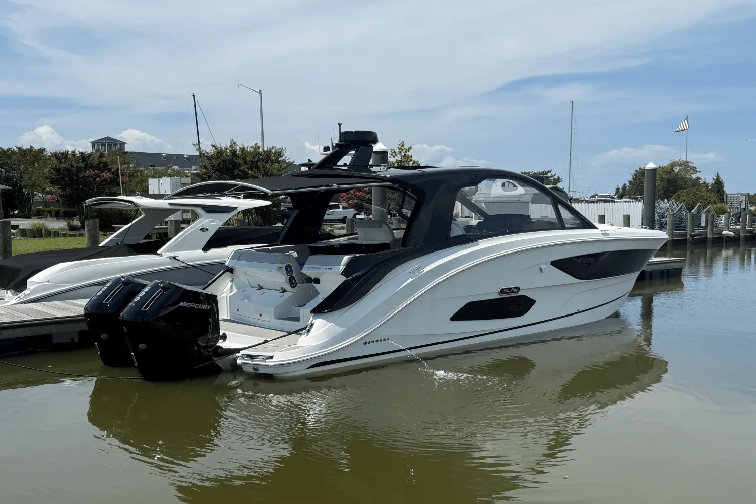 2025 Sea Ray Sundancer 370 Outboard Image Thumbnail #8