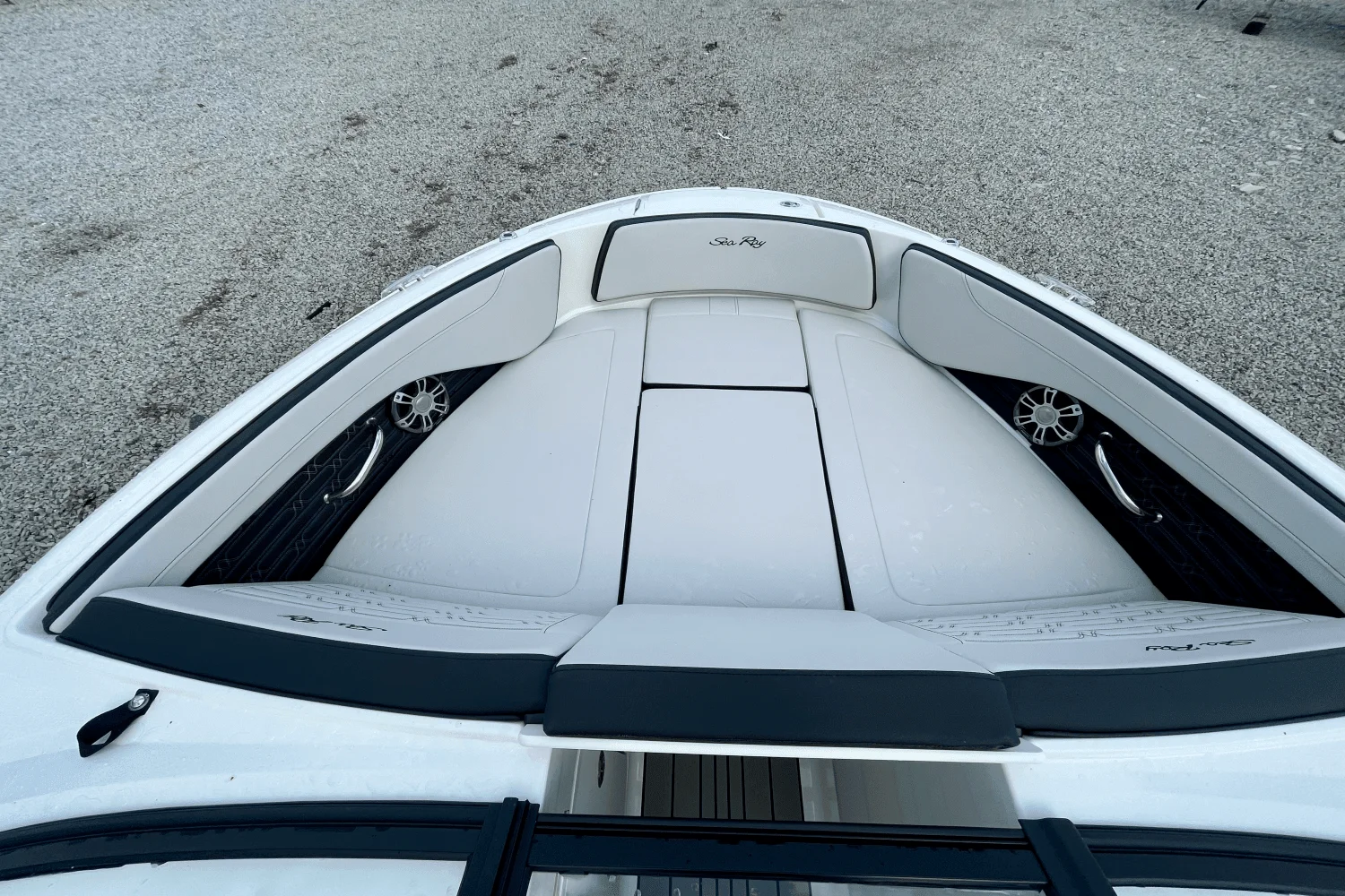 2025 Sea Ray SPX 190 Outboard Image Thumbnail #12