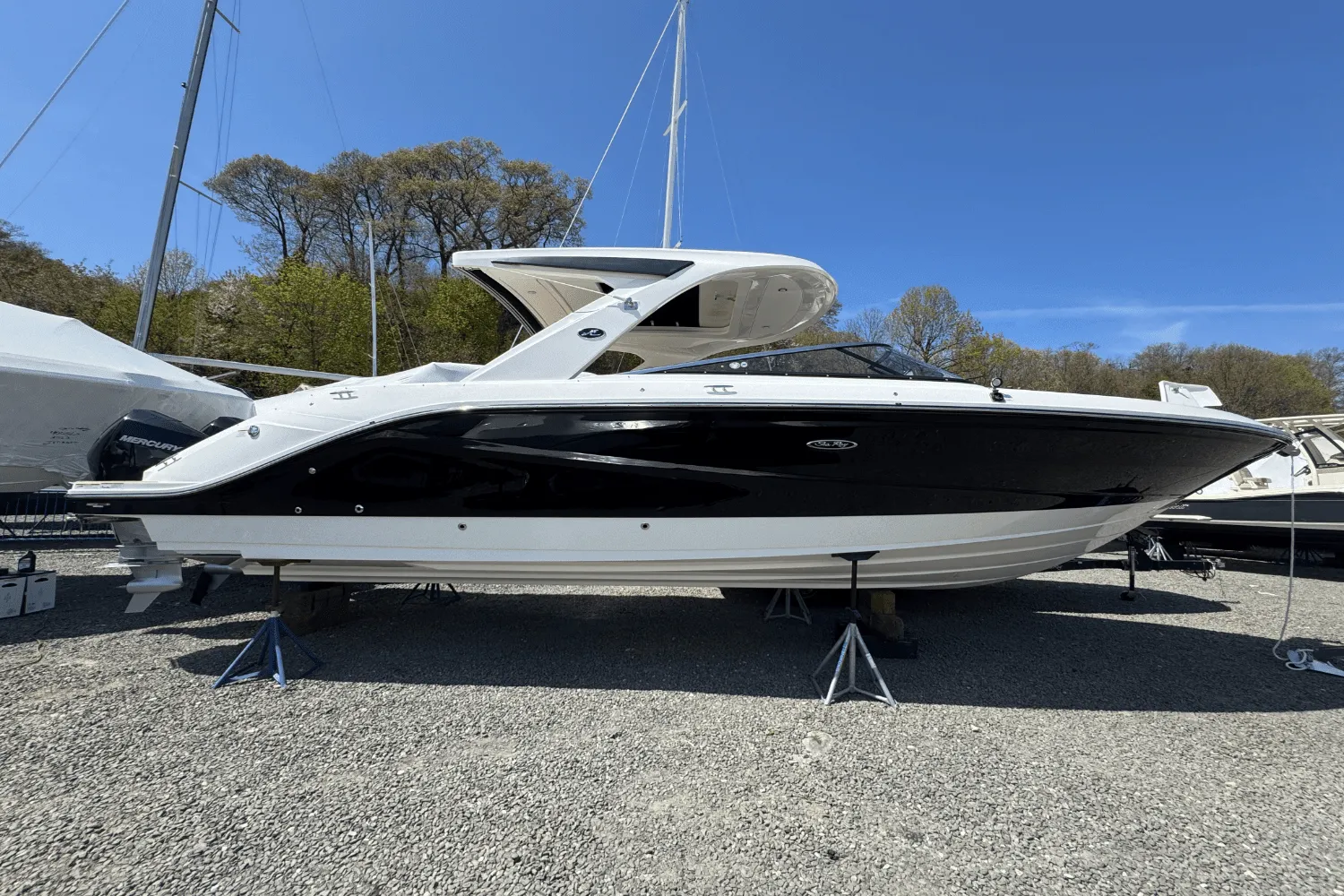 2025 Sea Ray SLX 310 Outboard Image Thumbnail #0