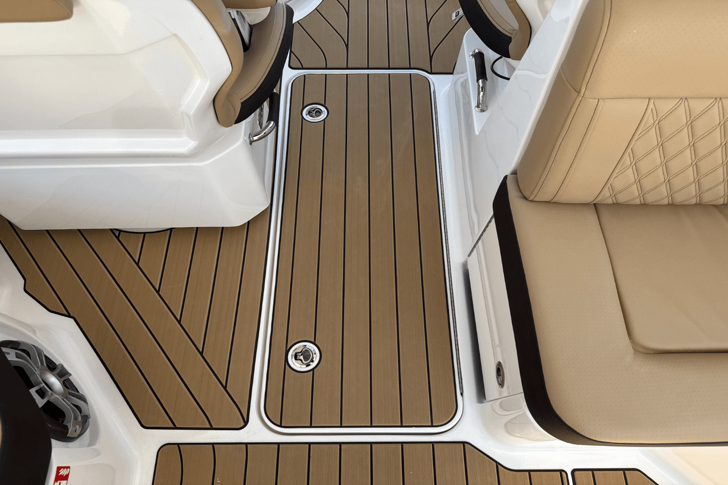 2025 Sea Ray SLX 310 Outboard Image Thumbnail #44
